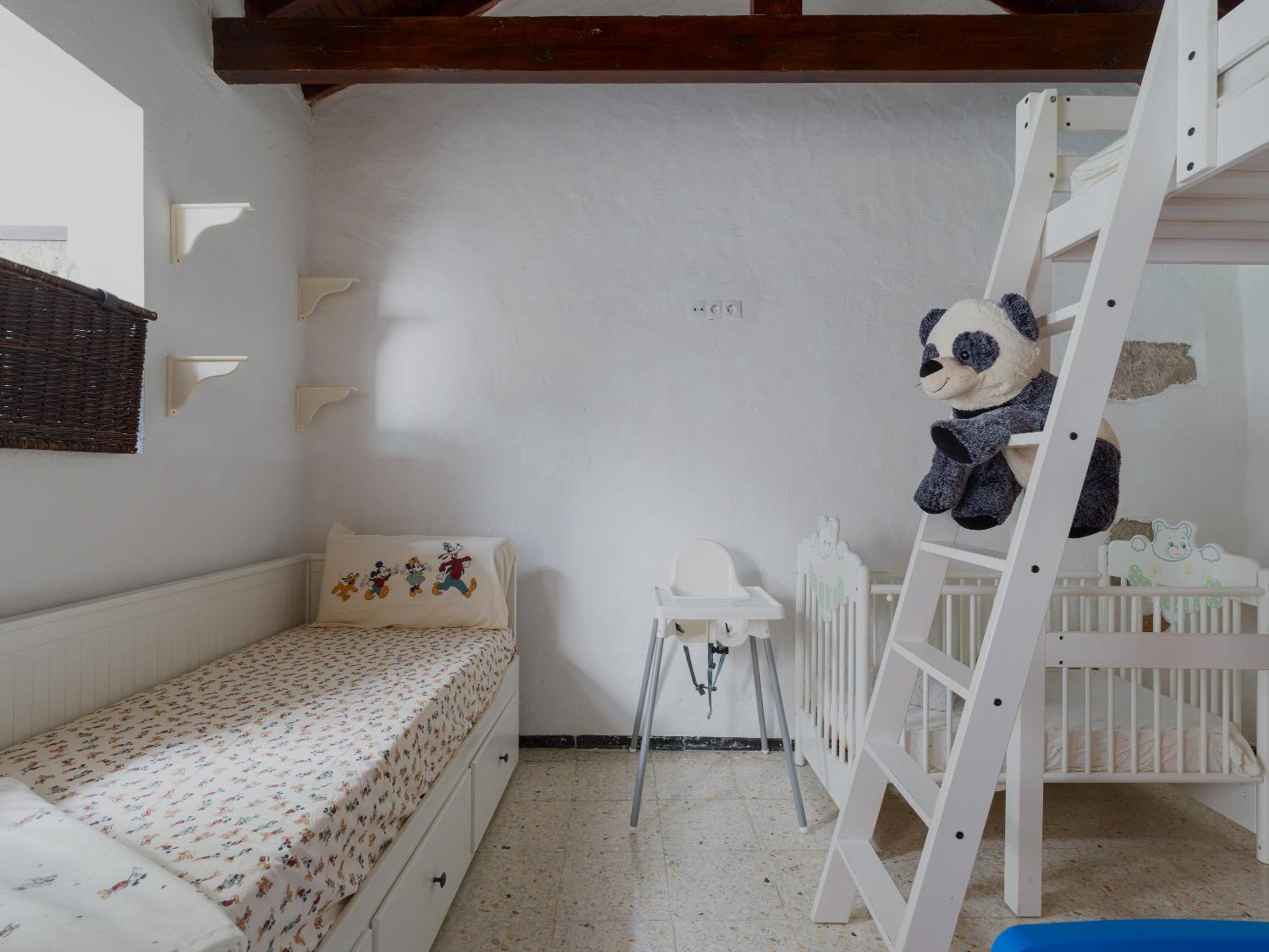 Two-Bedroom Villa - Photo 2