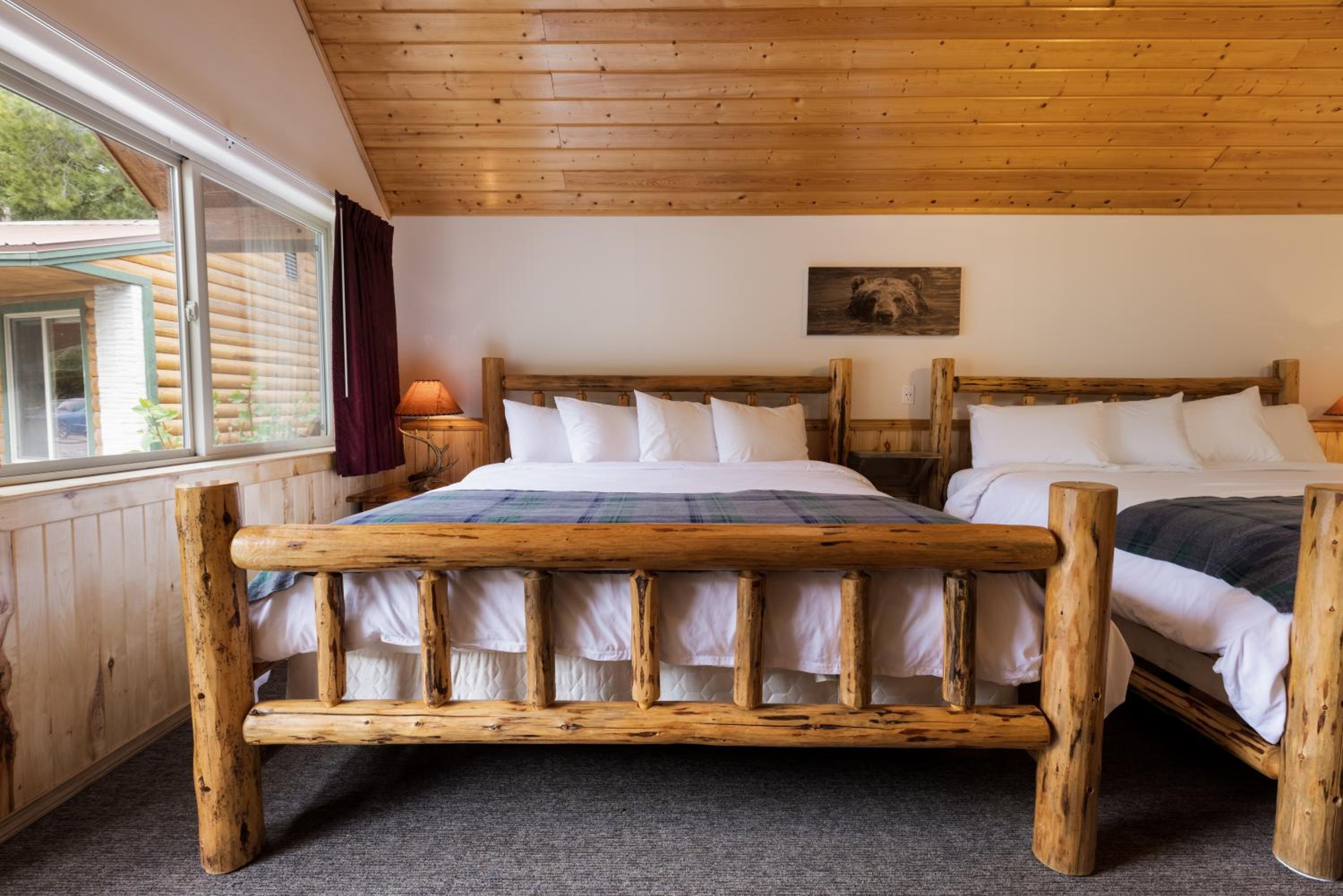 Deluxe King Room photo 2