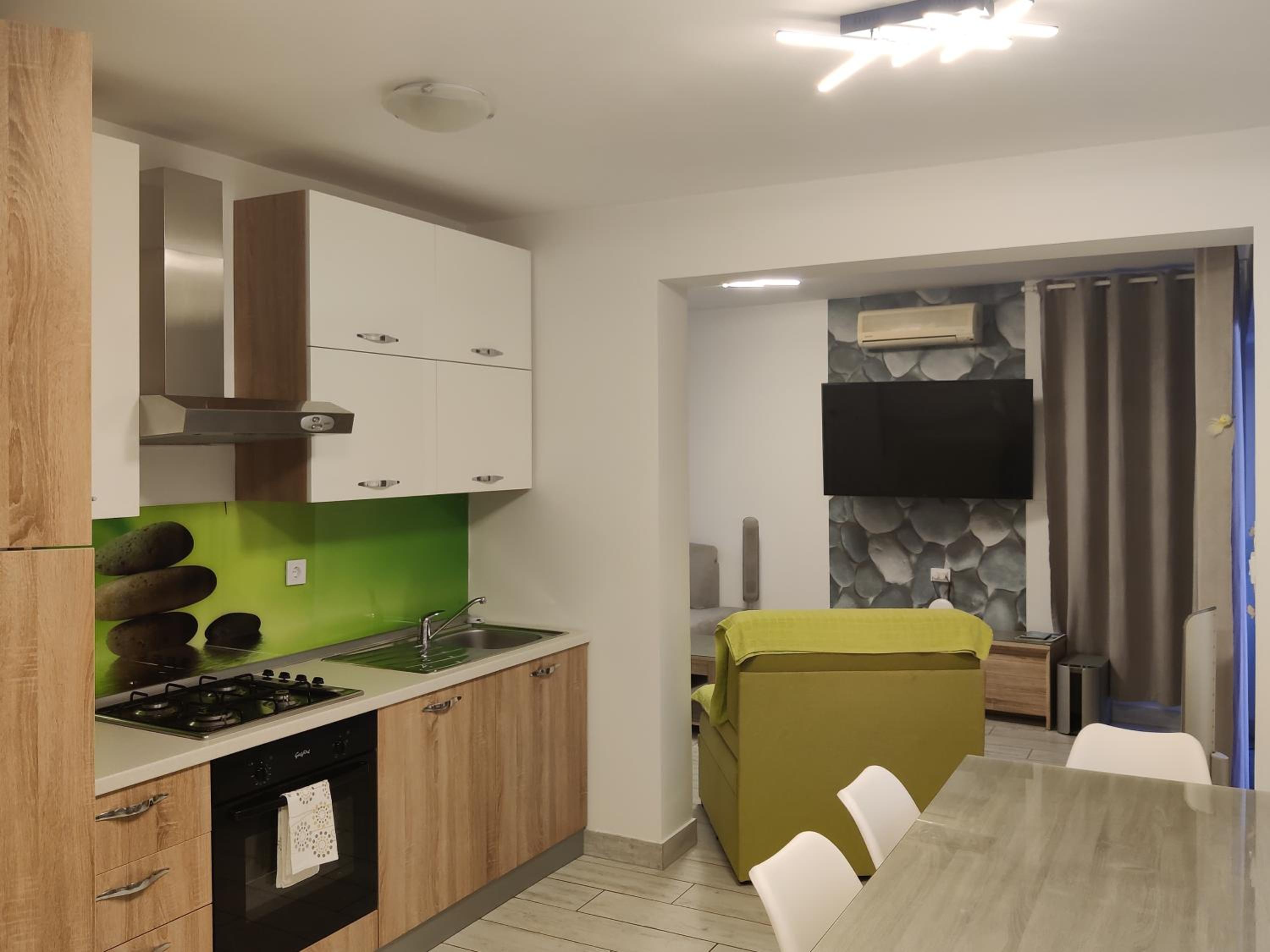 Two-Bedroom Apartment - Photo 4