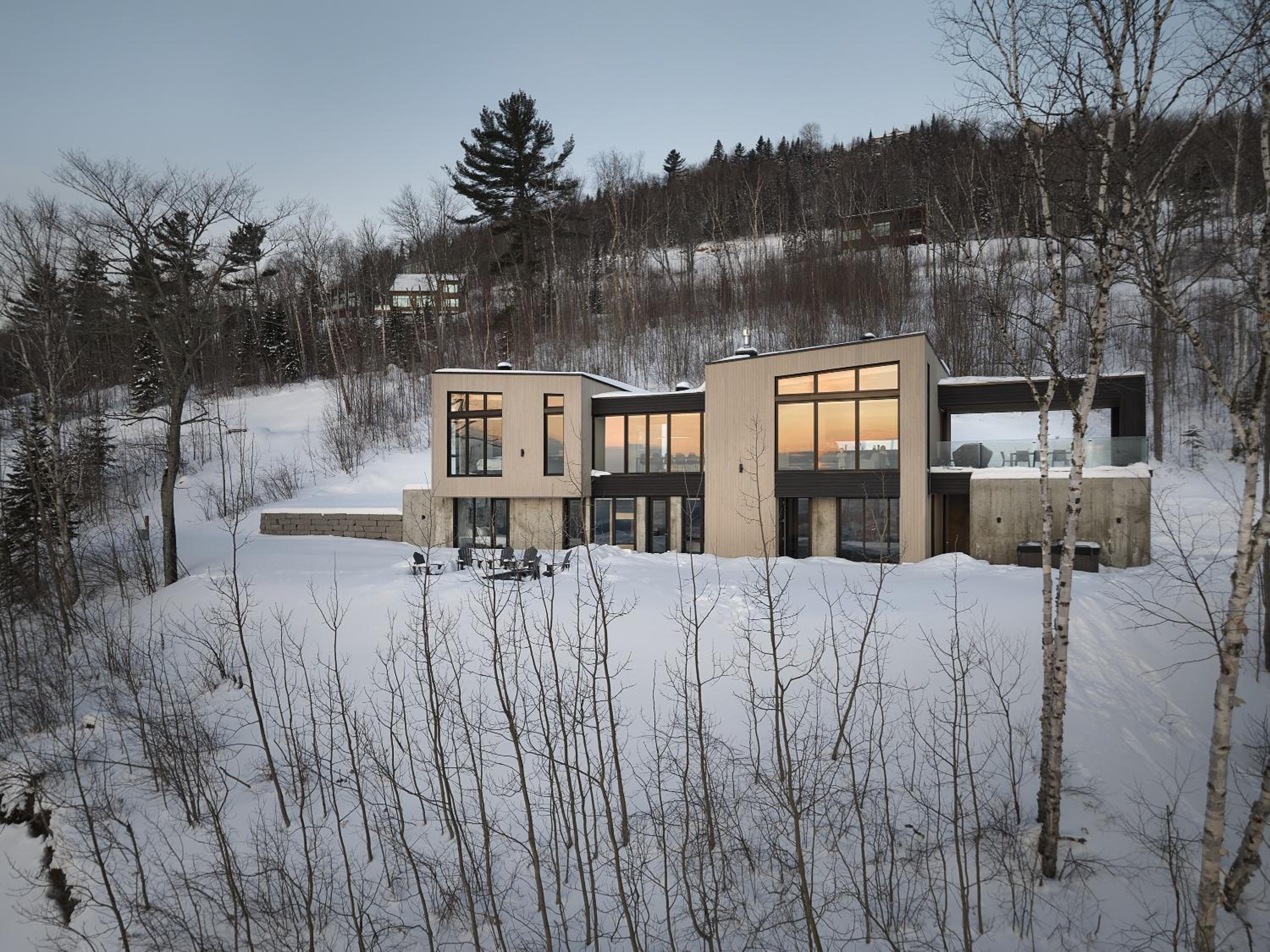 Villa photo 2