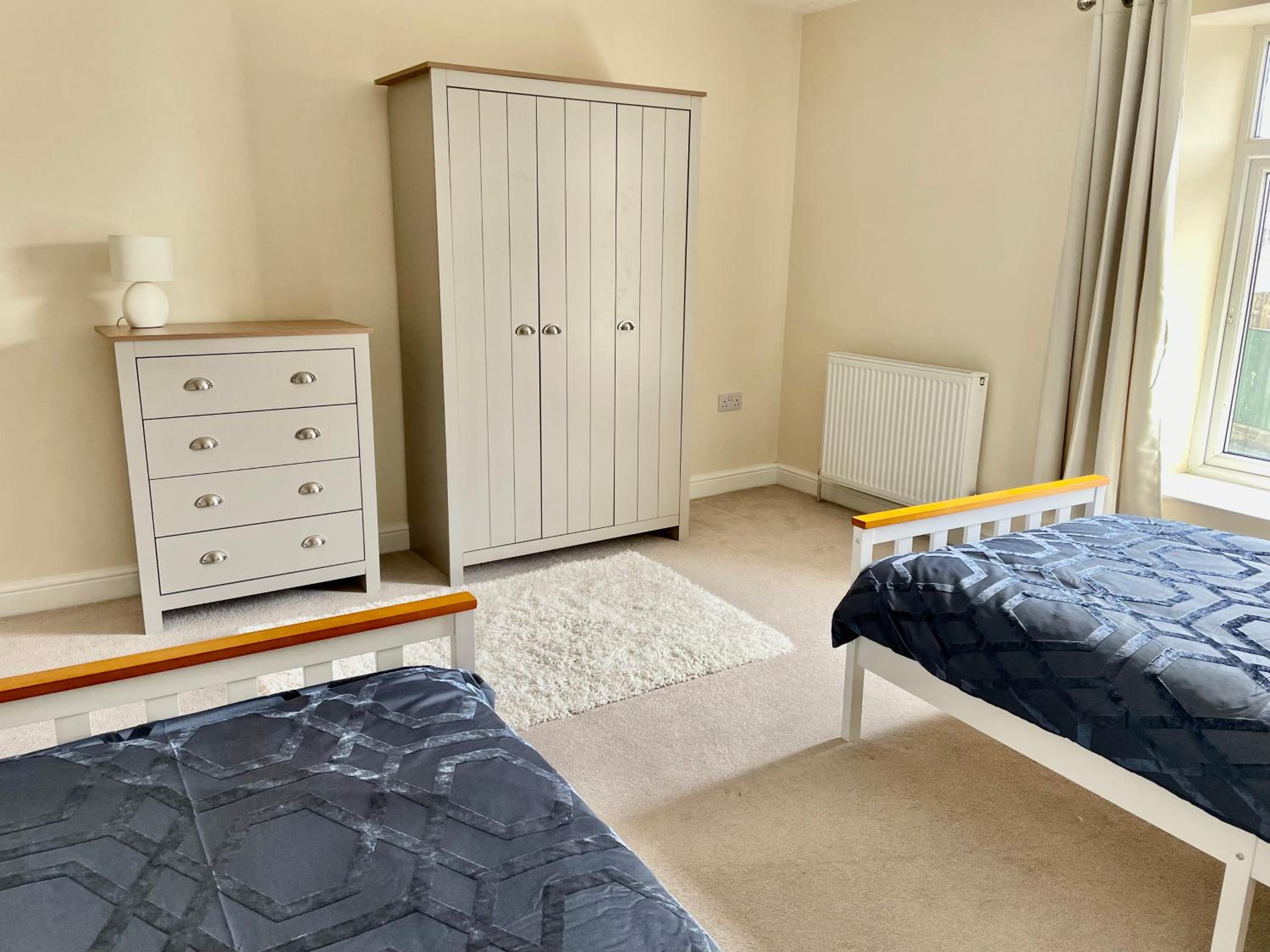 Three-Bedroom House photo 1