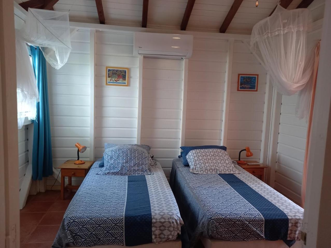 Two-Bedroom House photo 2
