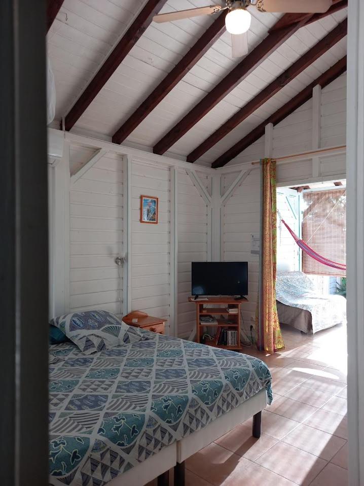 One-Bedroom House photo 2
