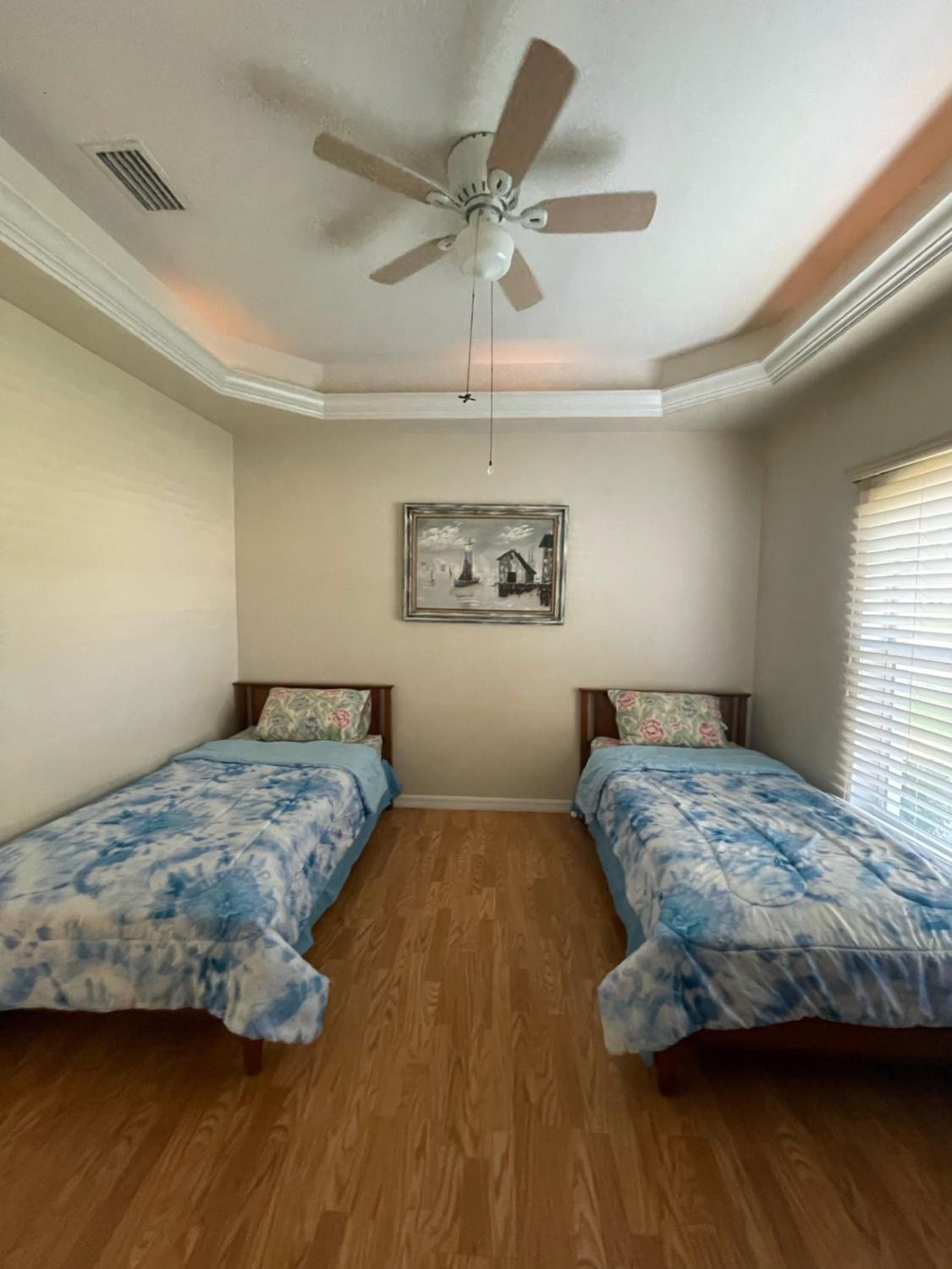 Three-Bedroom House photo 1