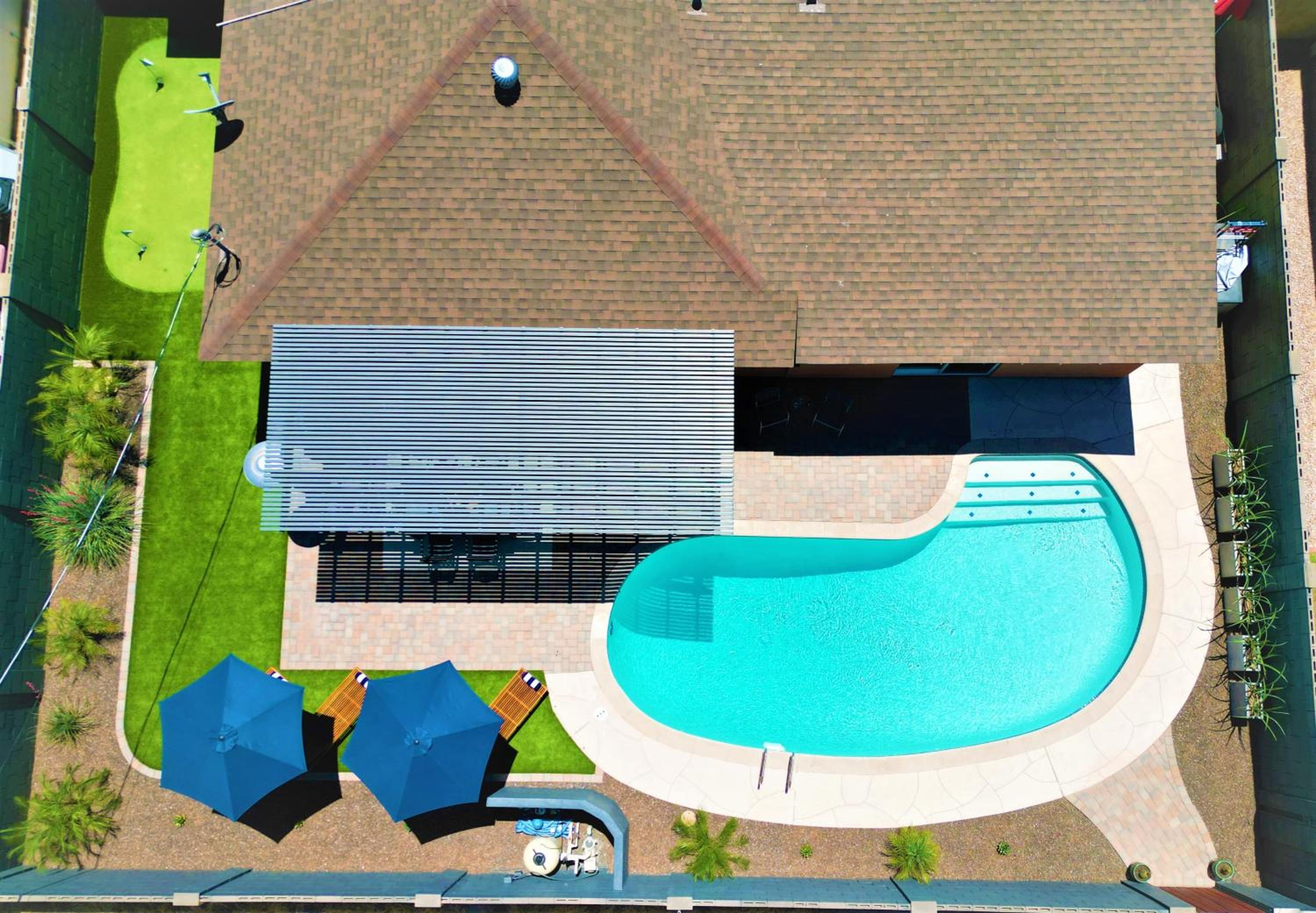 Four-Bedroom House photo 3