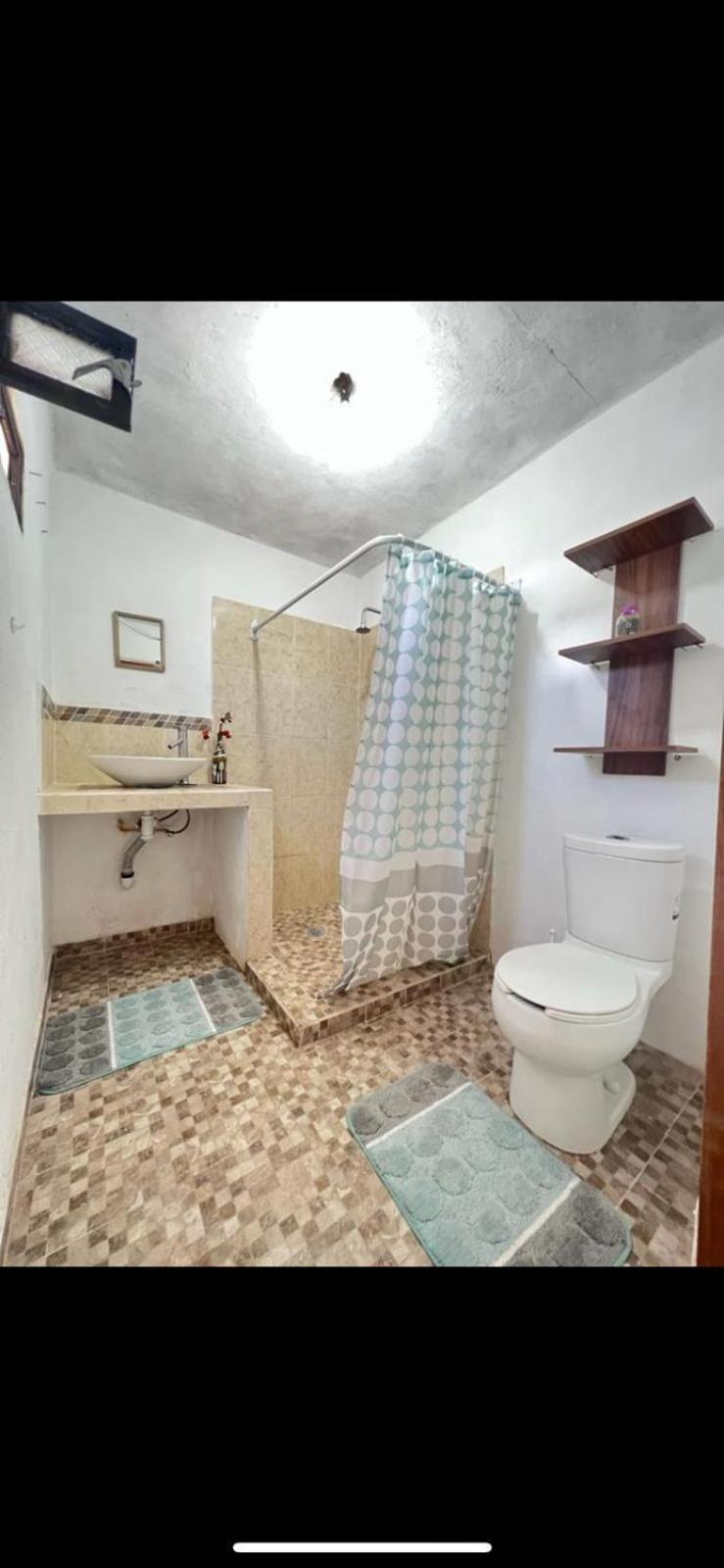 Small Single Room photo 3