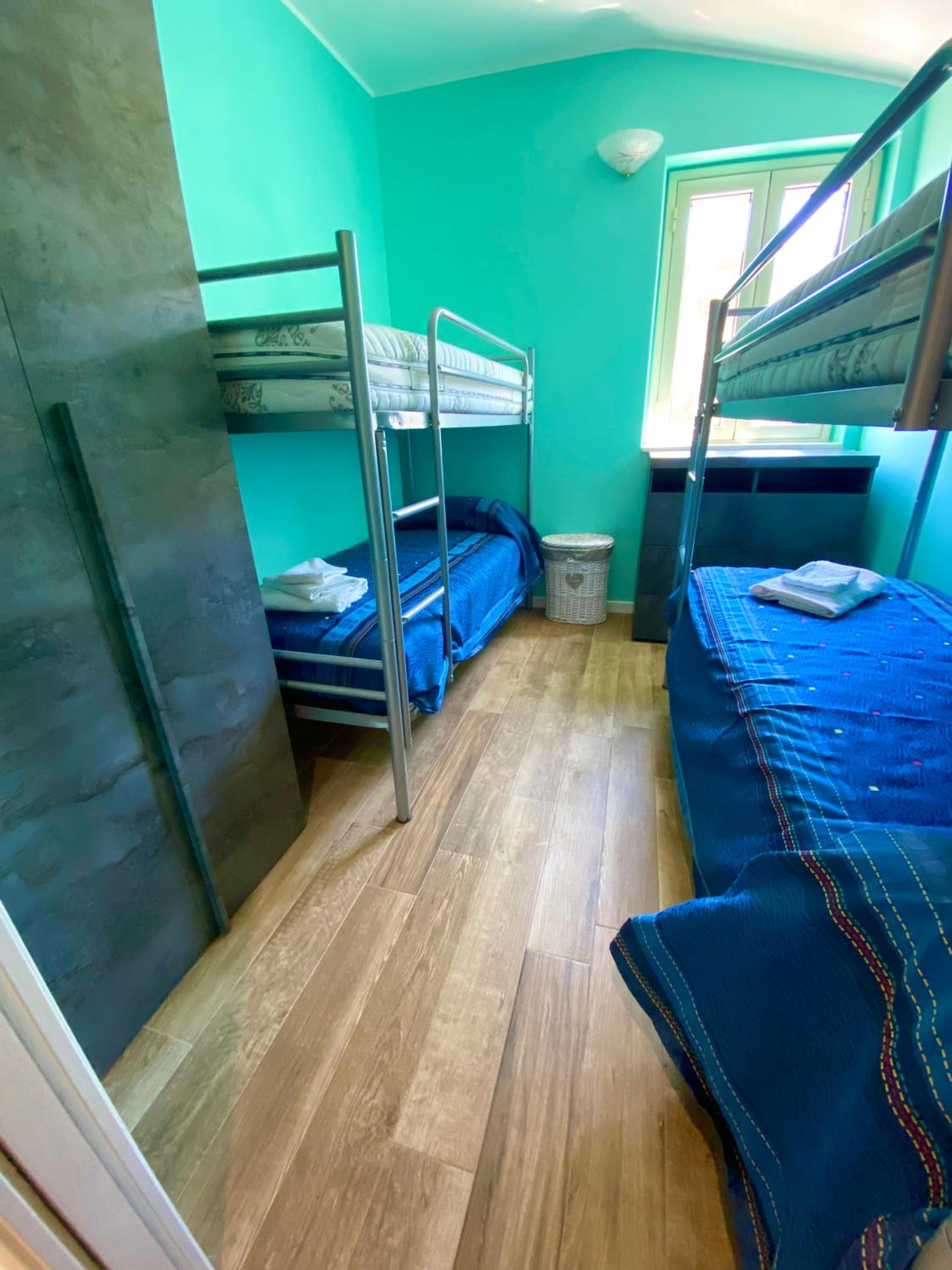 Two-Bedroom House photo 3