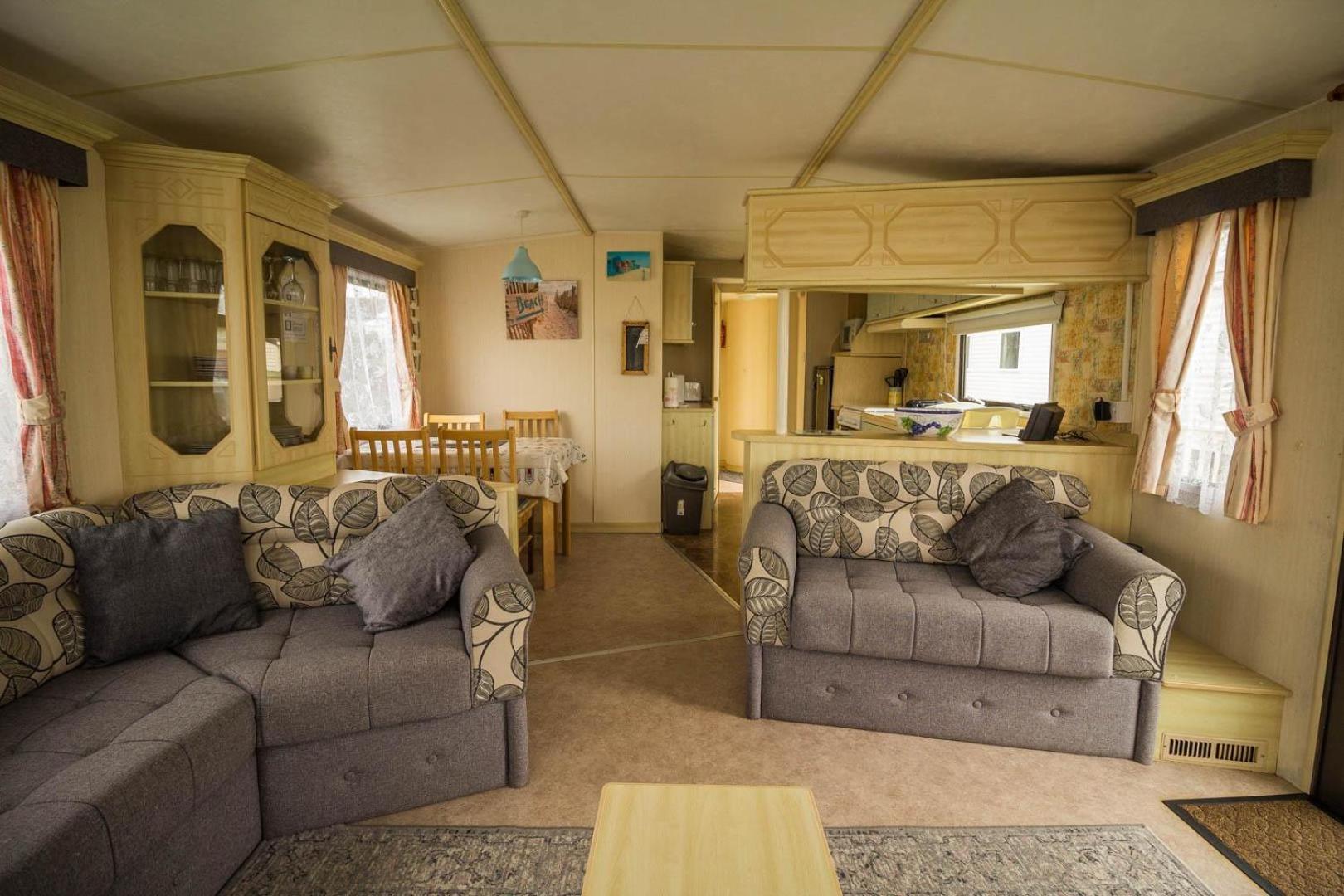Mobile Home photo 1