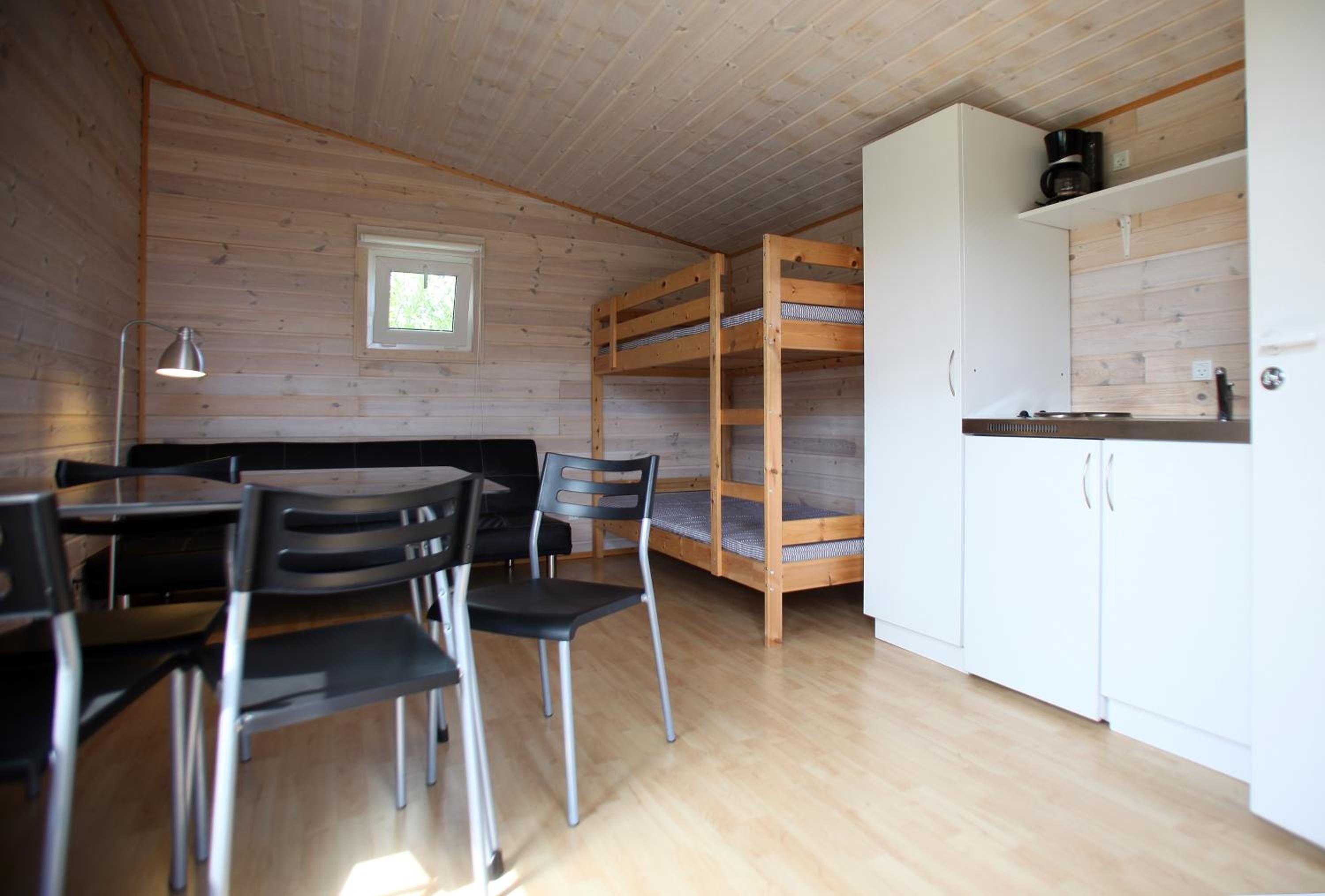 Cottage with Private Toilet & Shared Bathroom photo 3