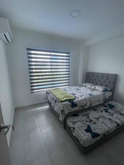 Four-Bedroom House photo 1