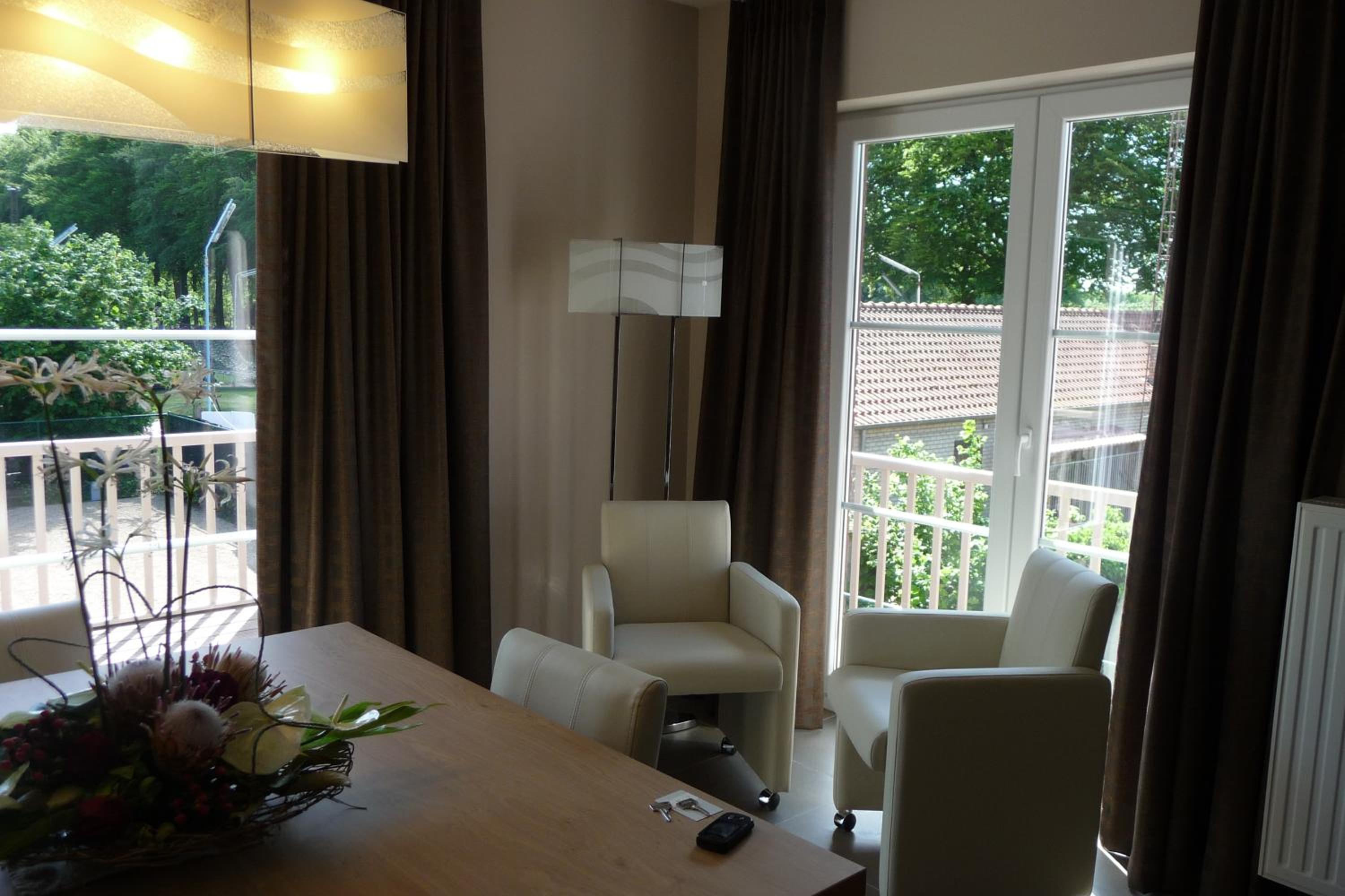 Two-Bedroom Apartment - Photo 16