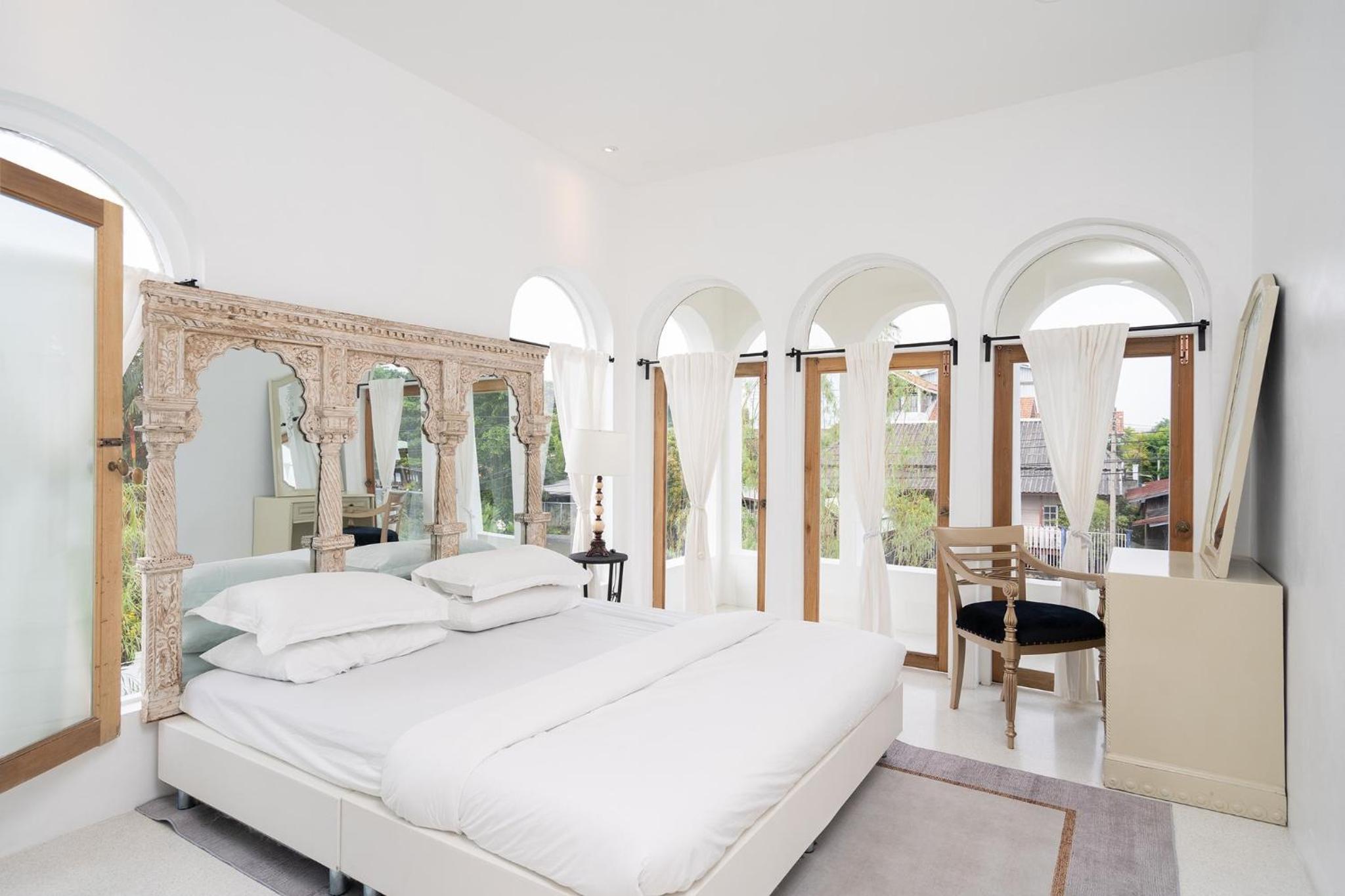 Three-Bedroom Villa photo 3