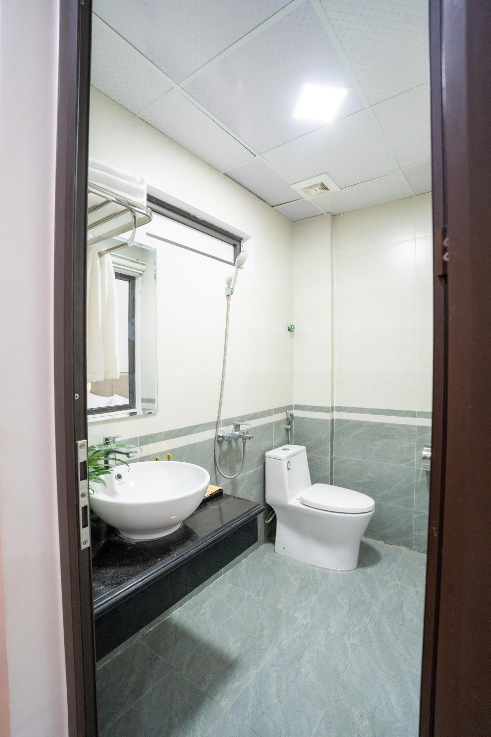 Standard Quadruple Room - Photo 8