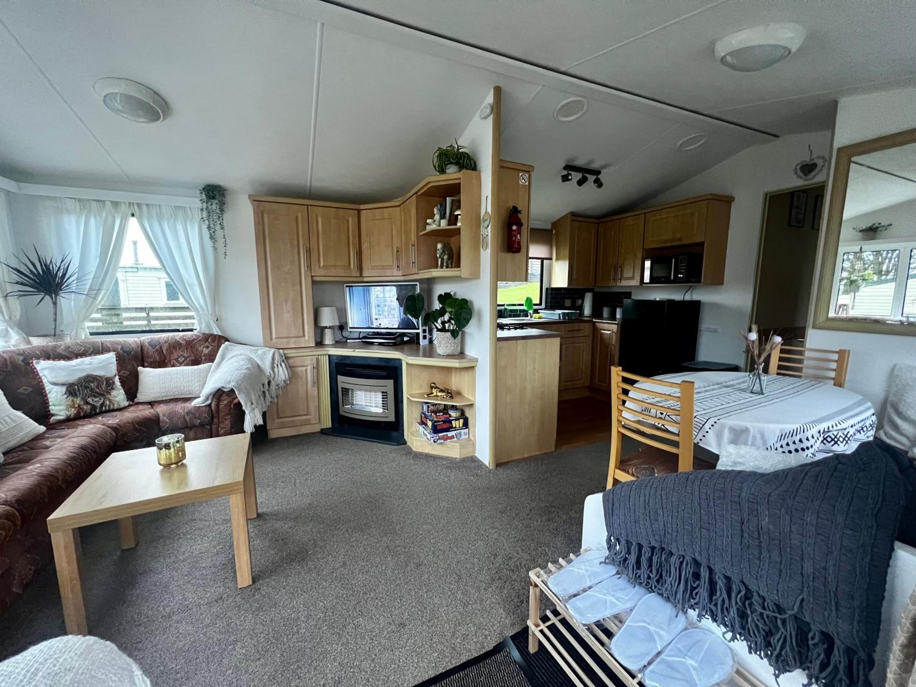 Mobile Home photo 1