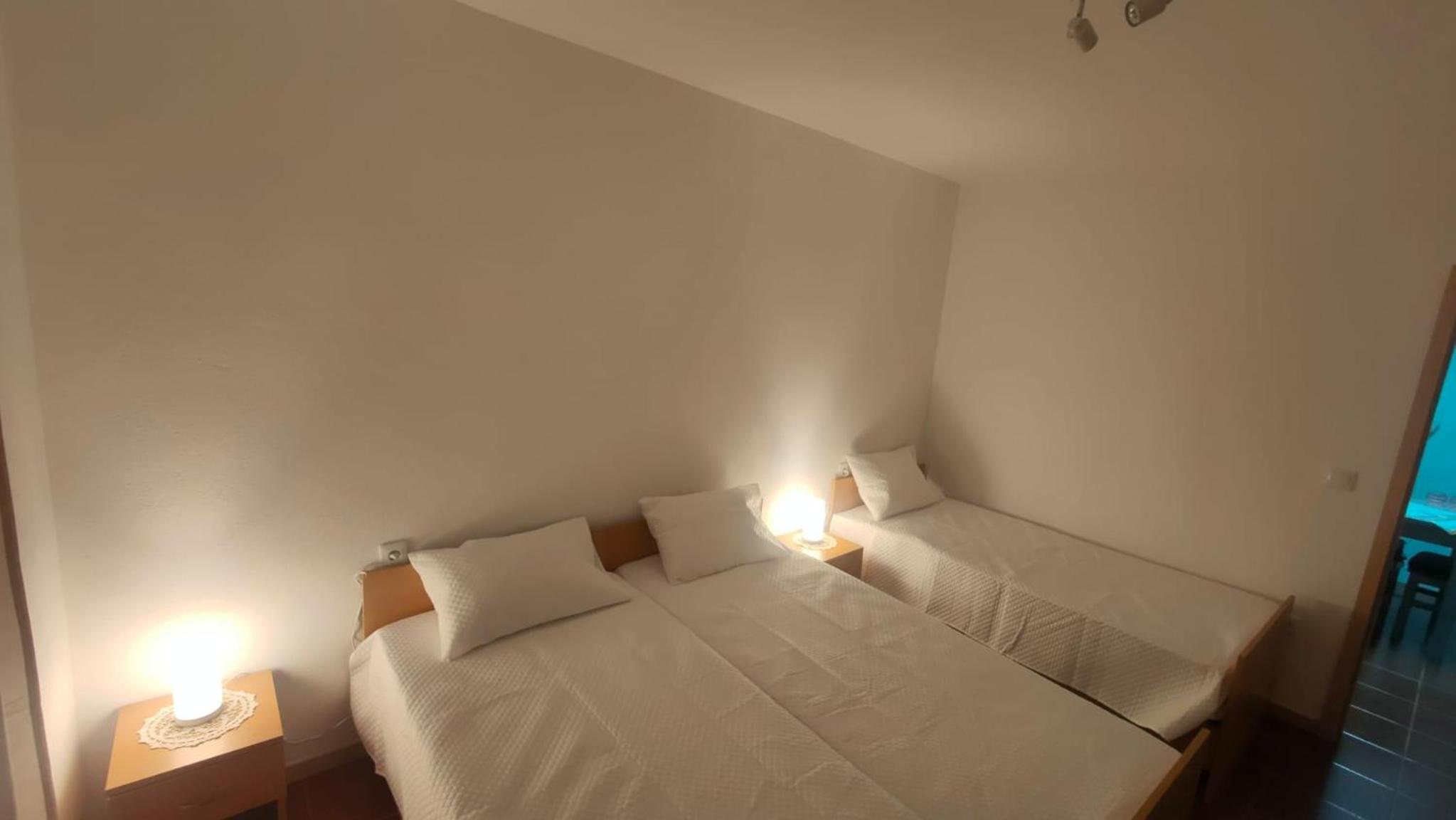 One-Bedroom House photo 2