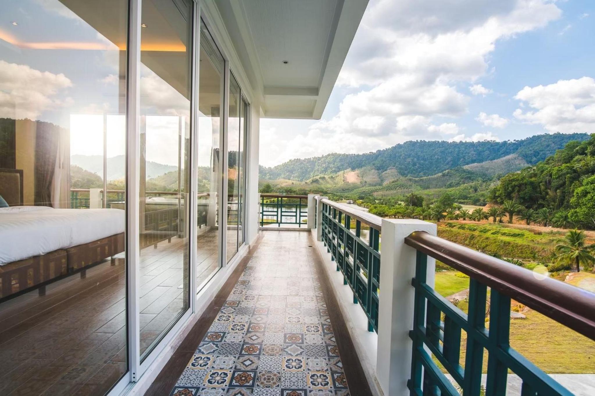 Nai Mueng Horizon Suite photo 2