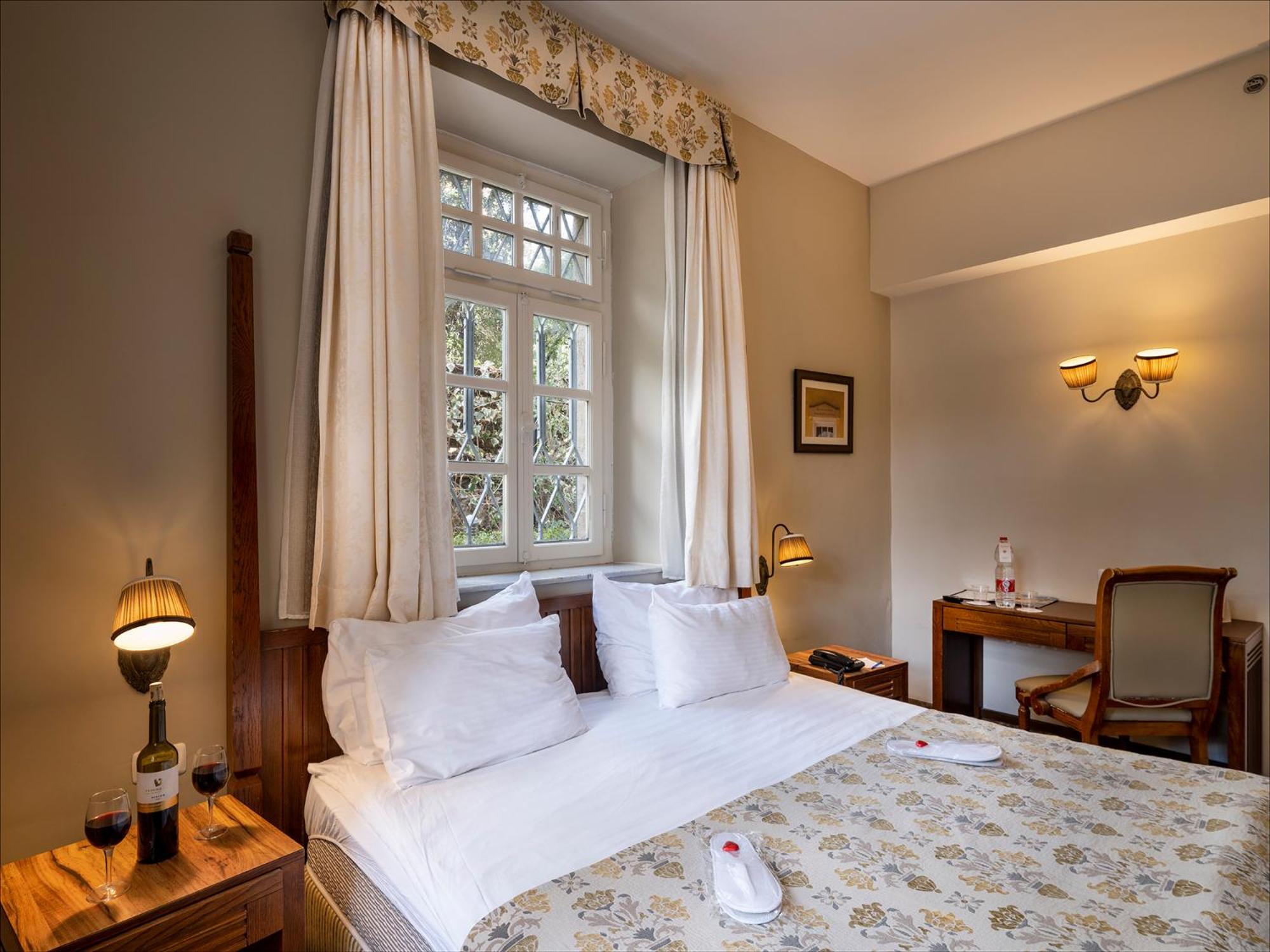 Standard Double or Twin Room - Ground Floor - Photo 3