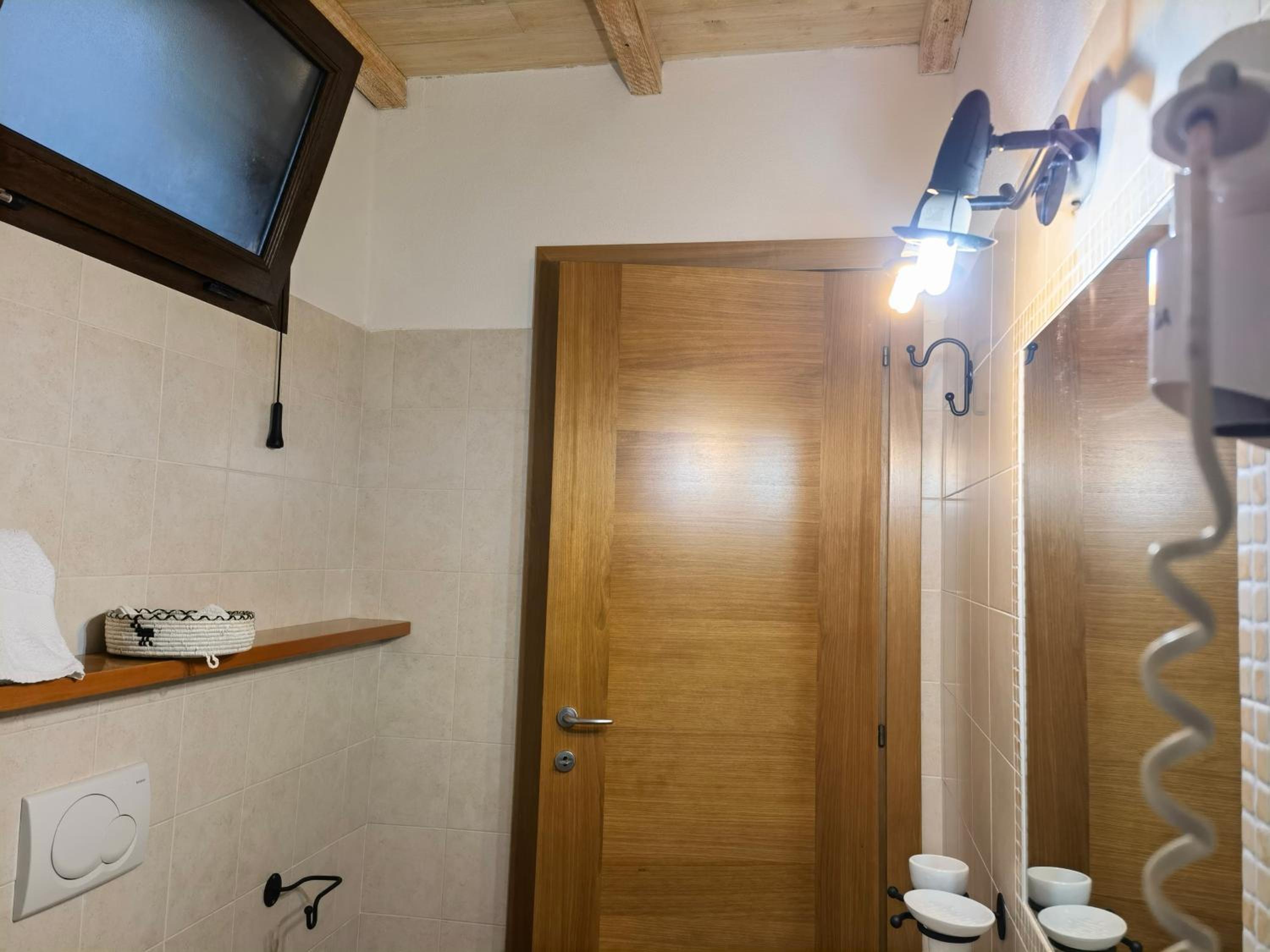 Double or Twin Room with Pool View - Photo 12