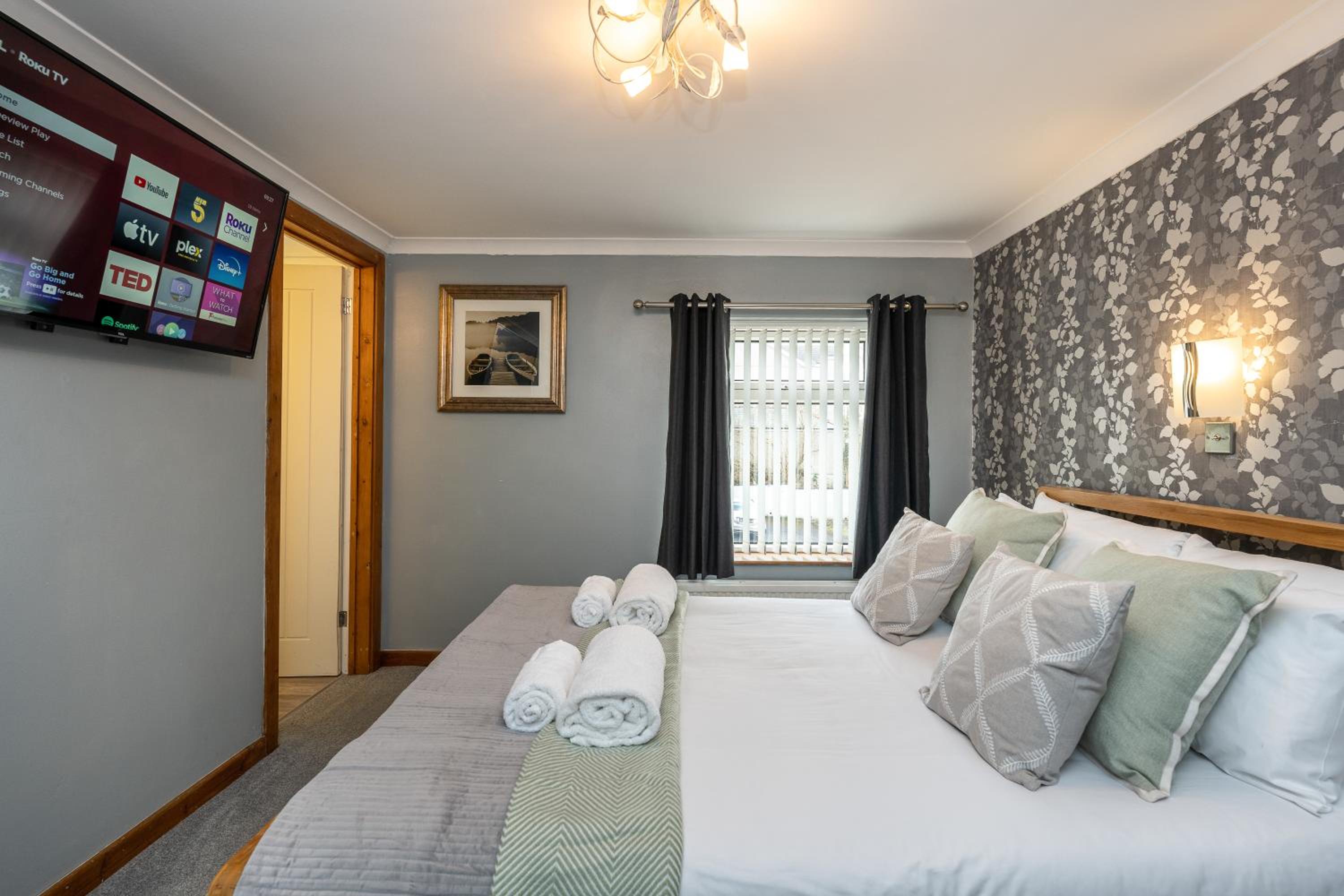 Budget Double Room photo 3