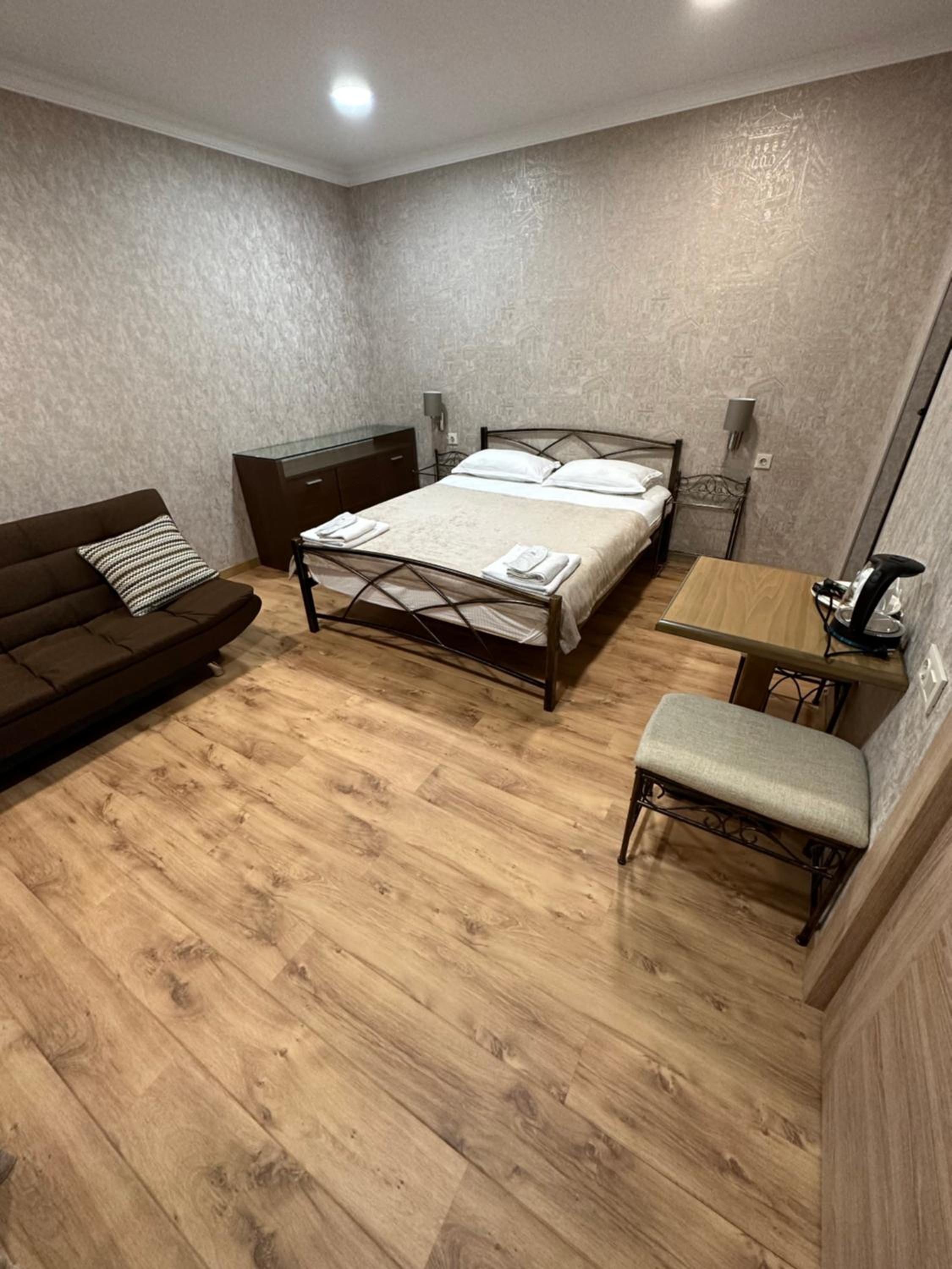 Junior Suite with Mountain View