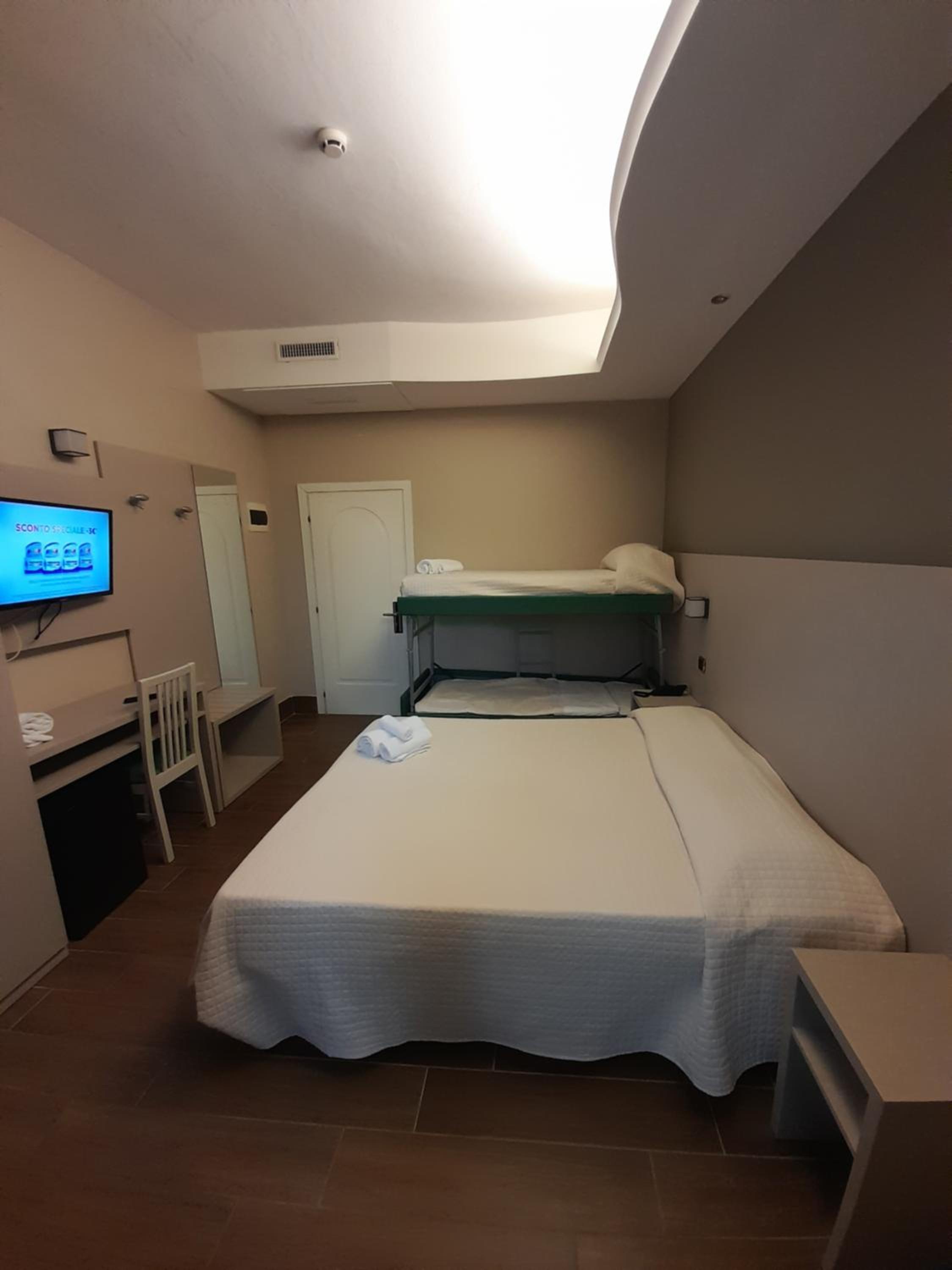 Comfort Triple Room - Photo 2