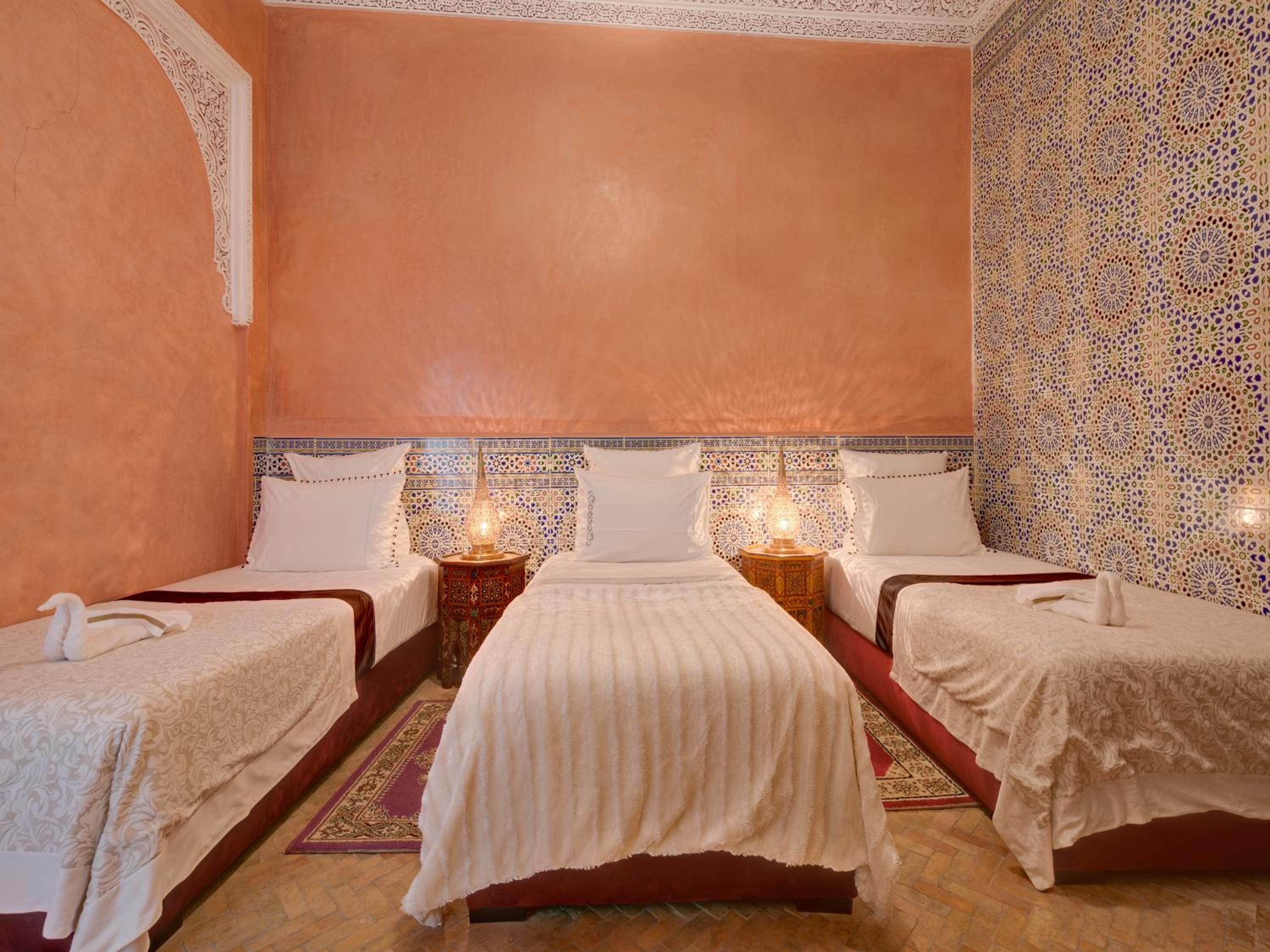 Suite - Photo 7
