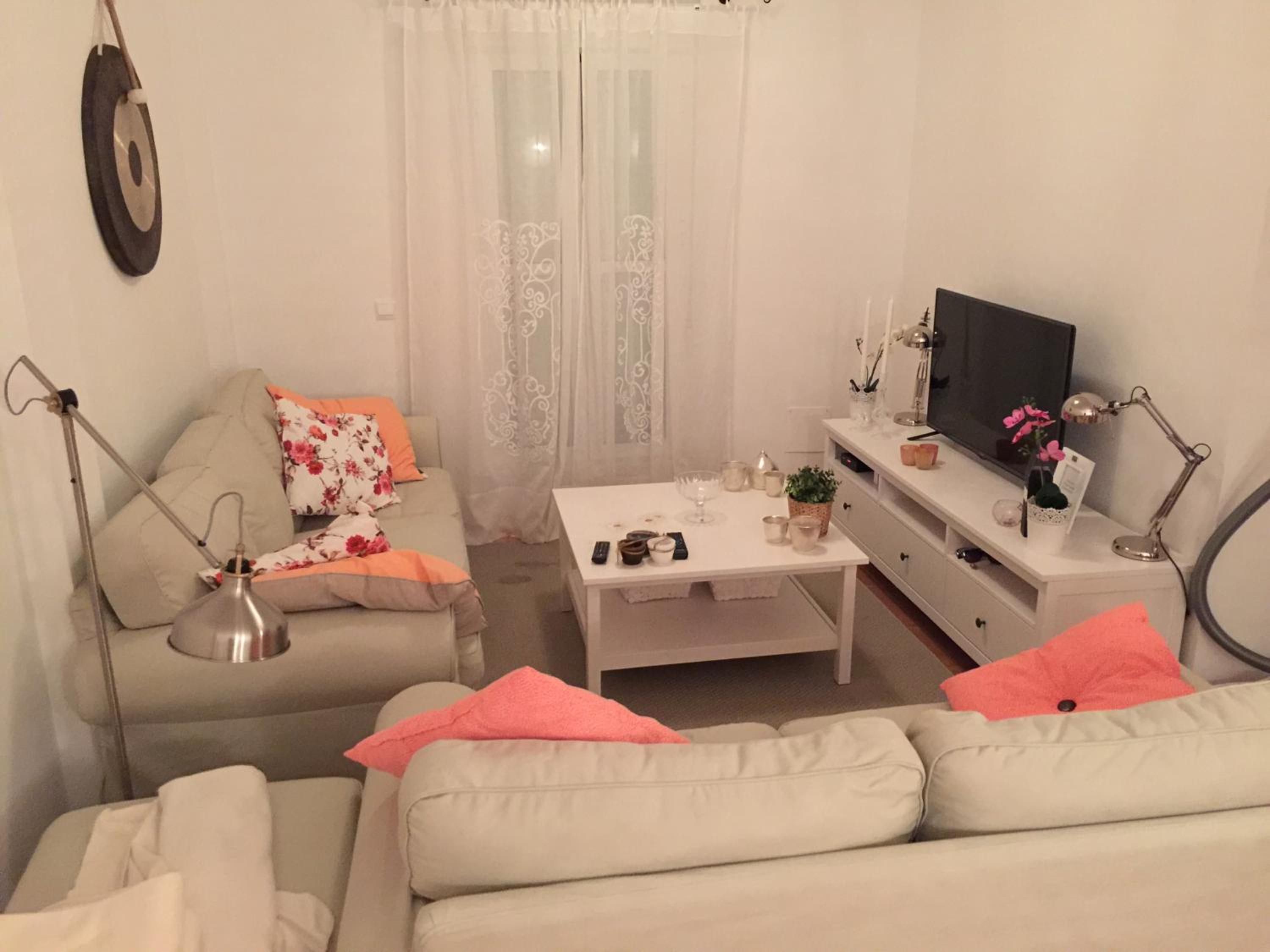 Three-Bedroom House photo 2