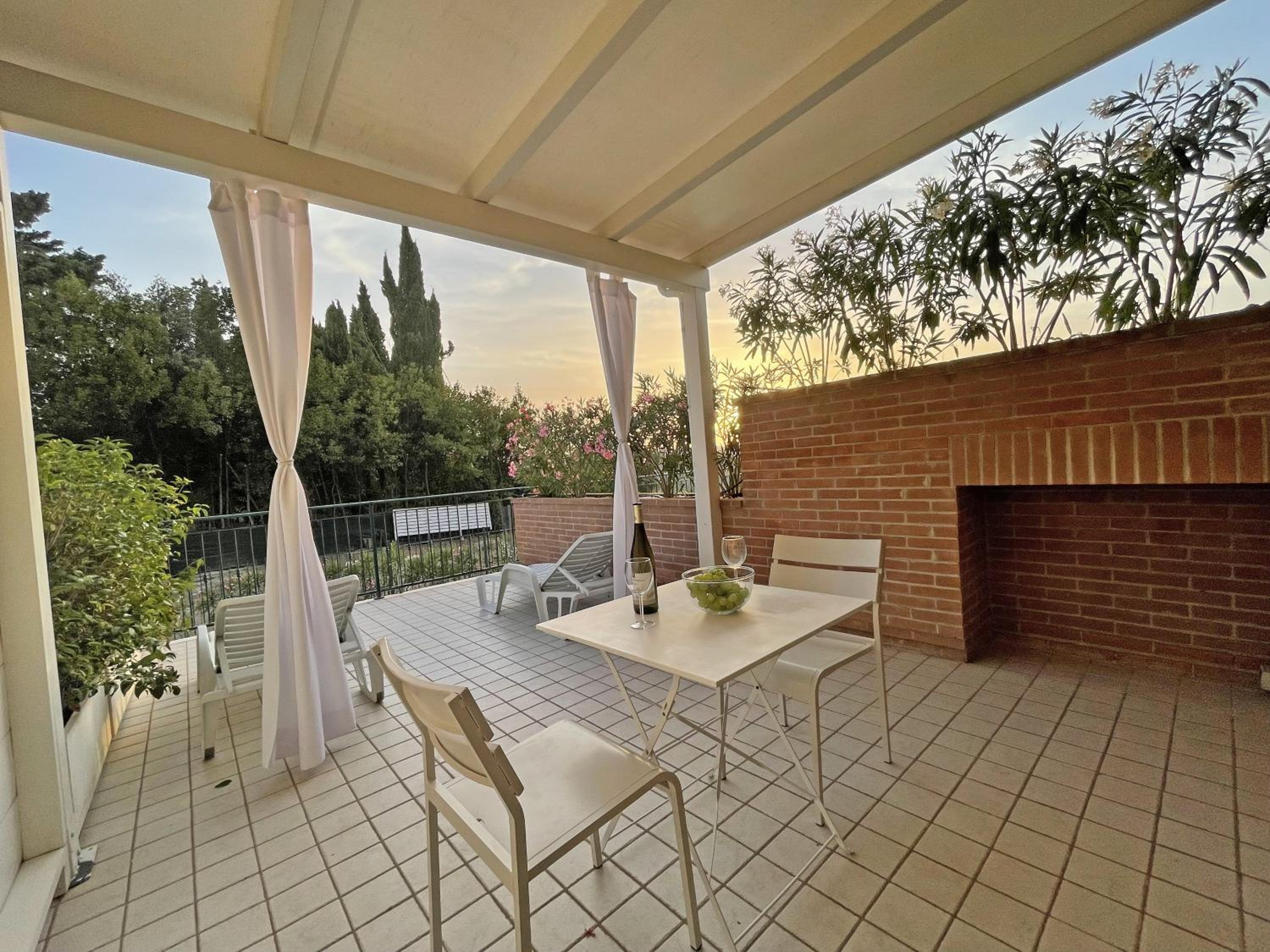 Three-Bedroom House photo 2