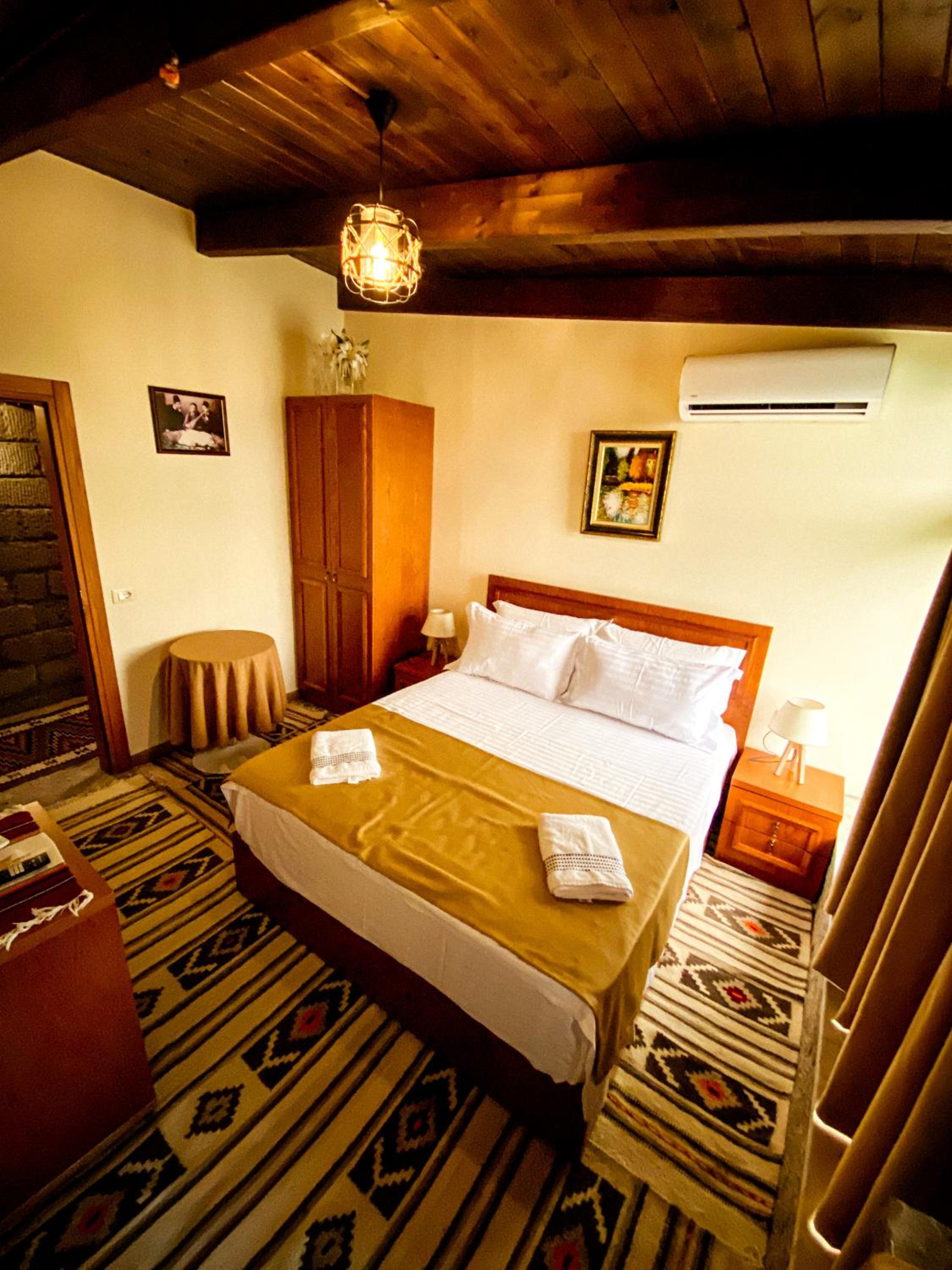Double Room with Lake View