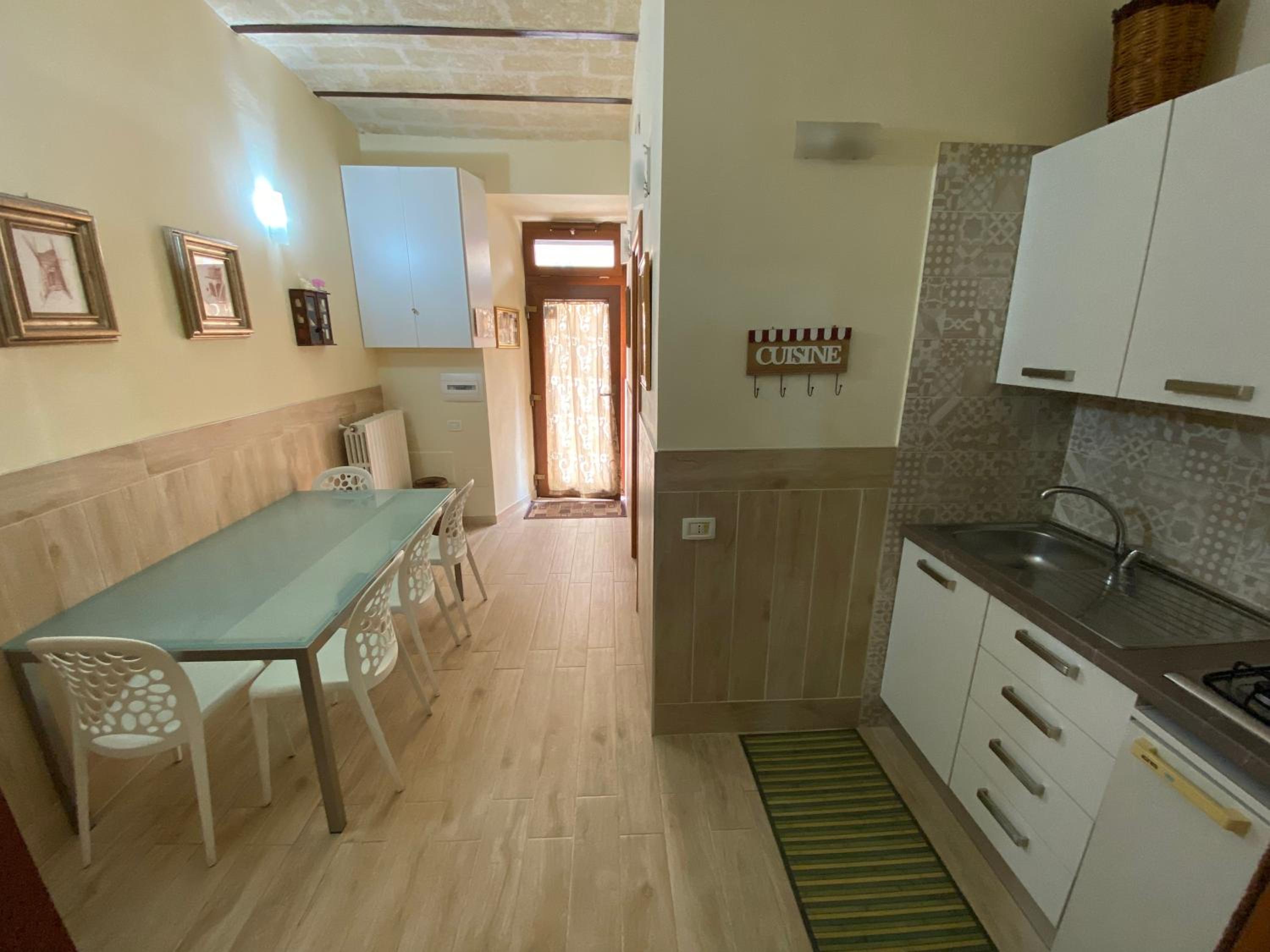 Apartment - Photo 21