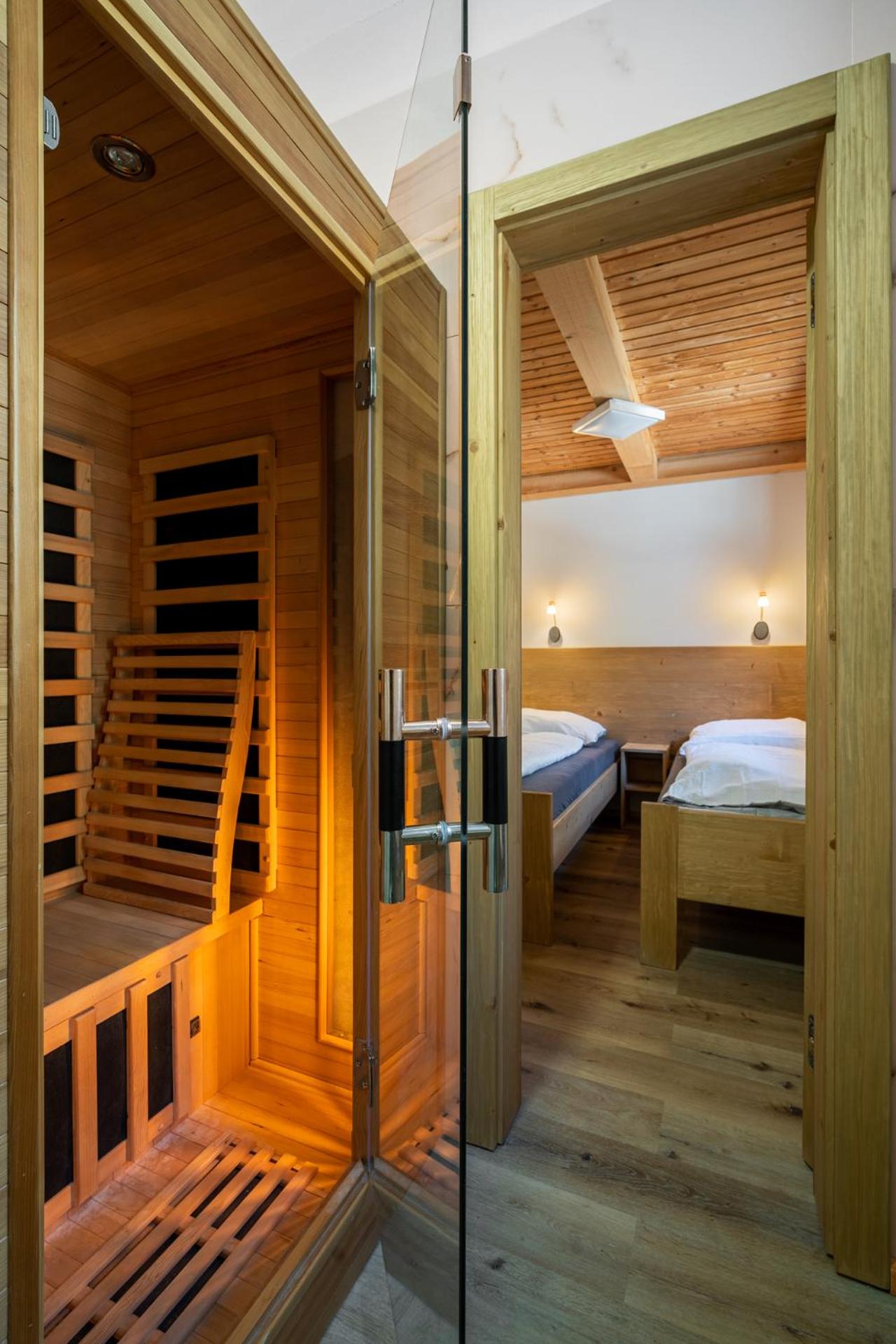 Apartment With Sauna photo 2