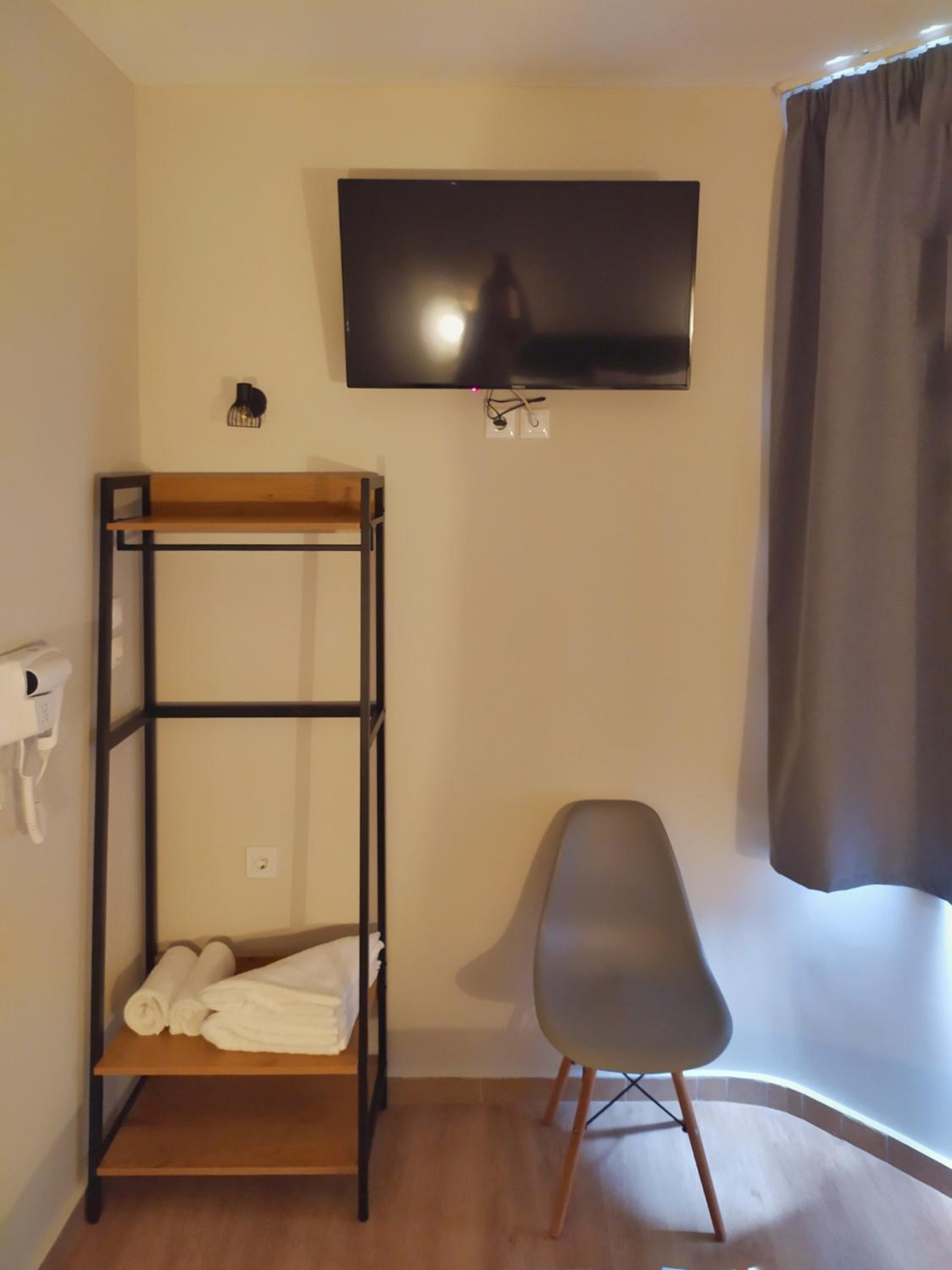 Budget Triple Room photo 3