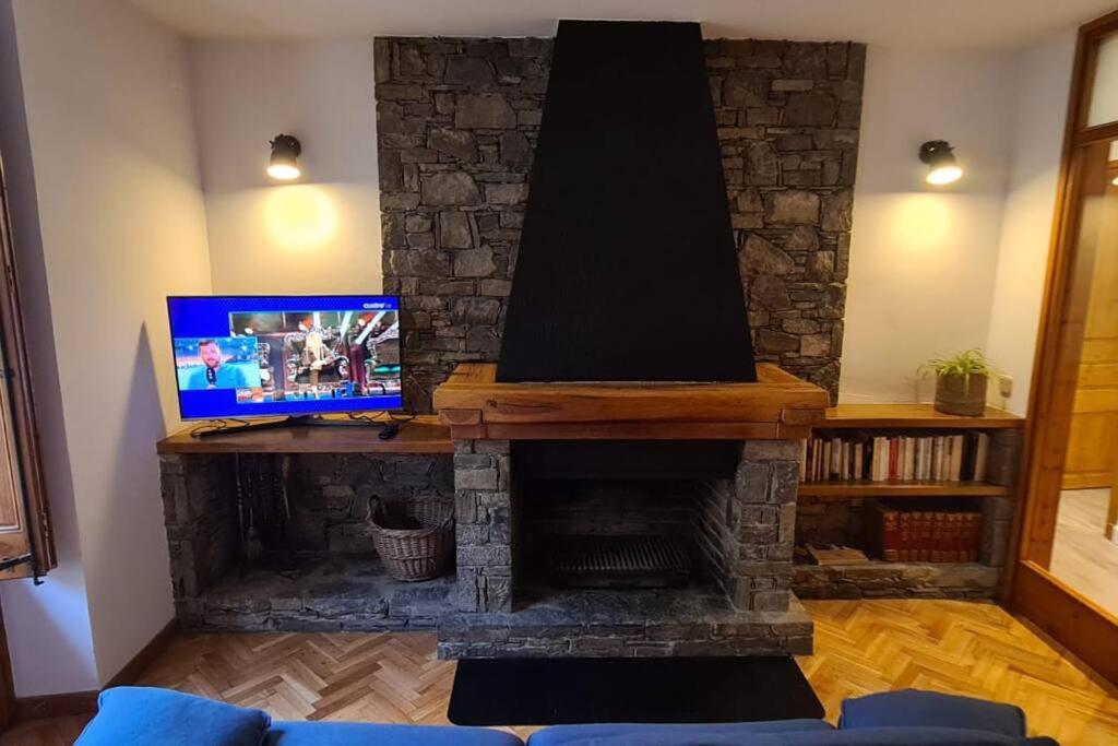 Apartment photo 2