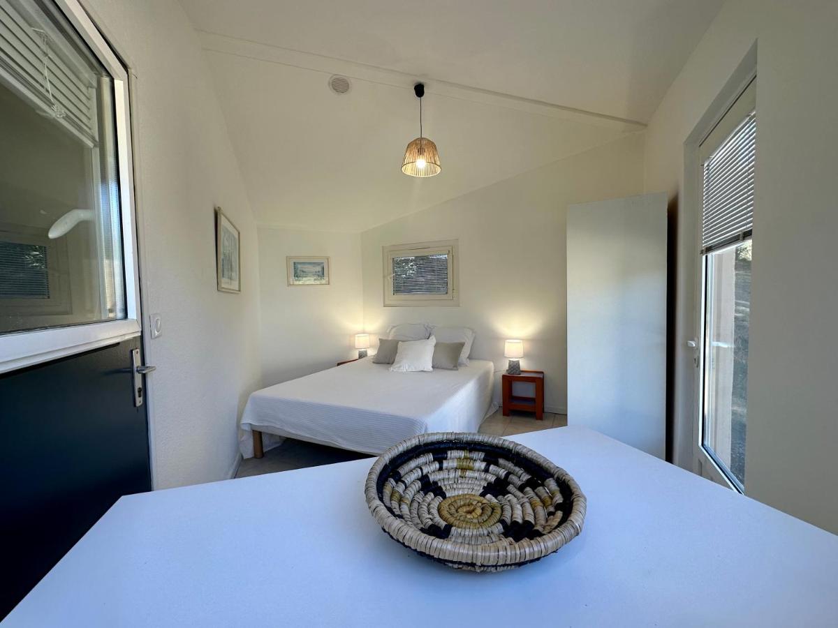 One-Bedroom House photo 2