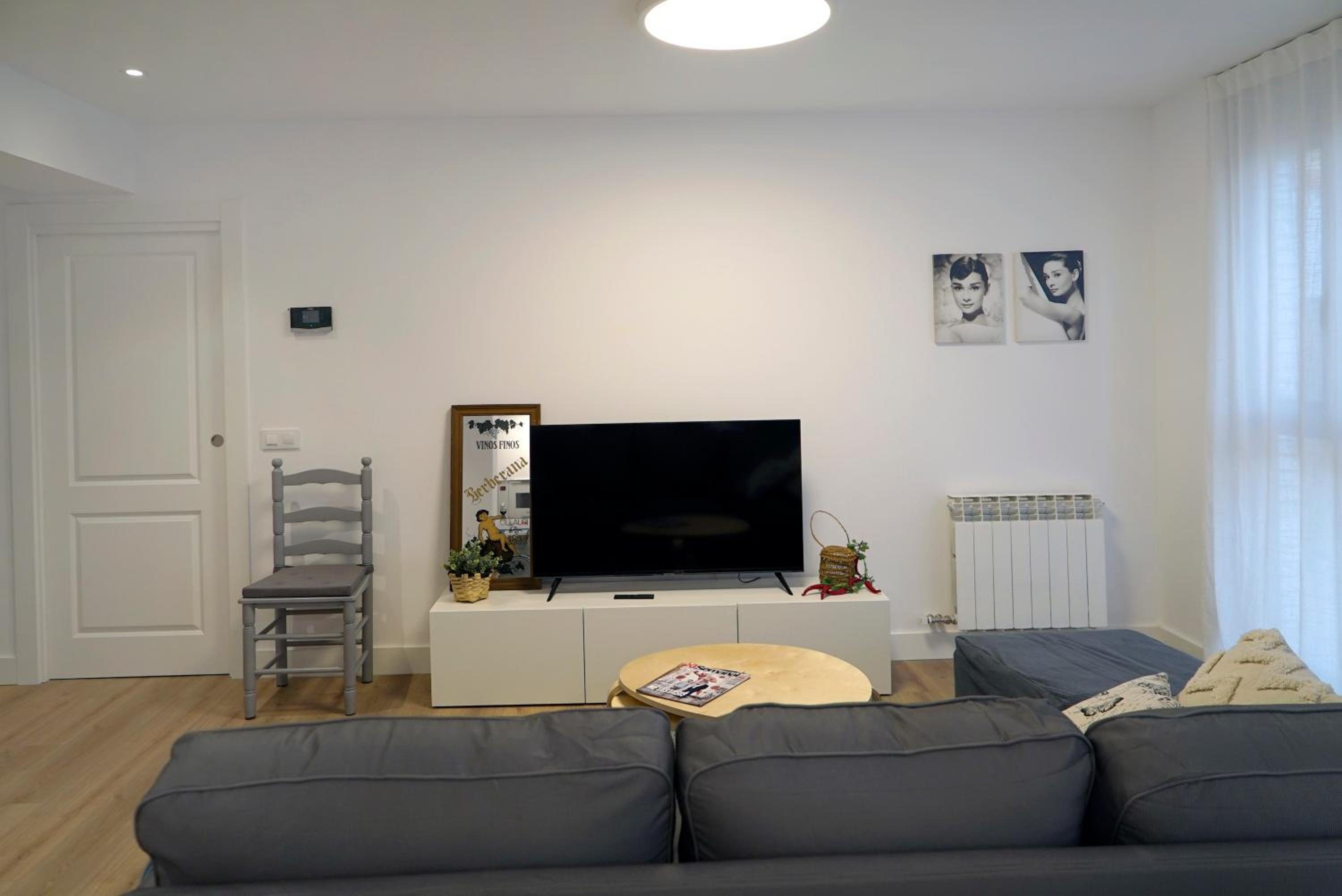Two-Bedroom Apartment photo 3