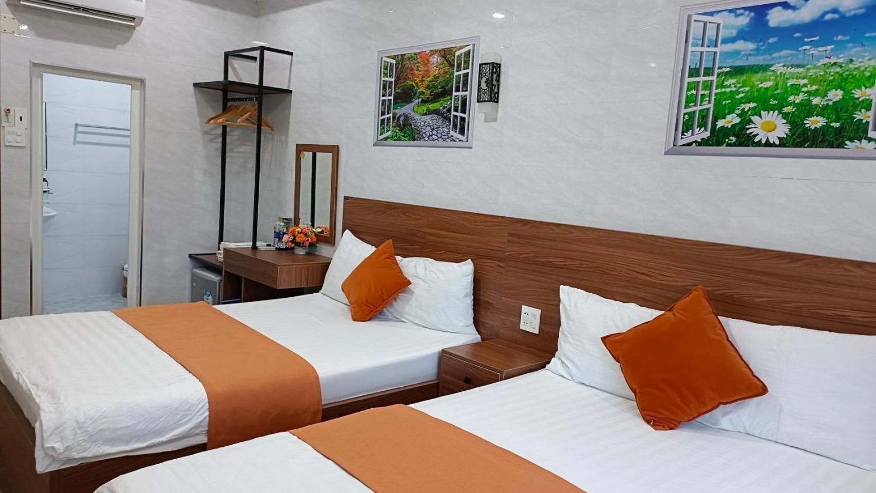 Standard Twin Room photo 3