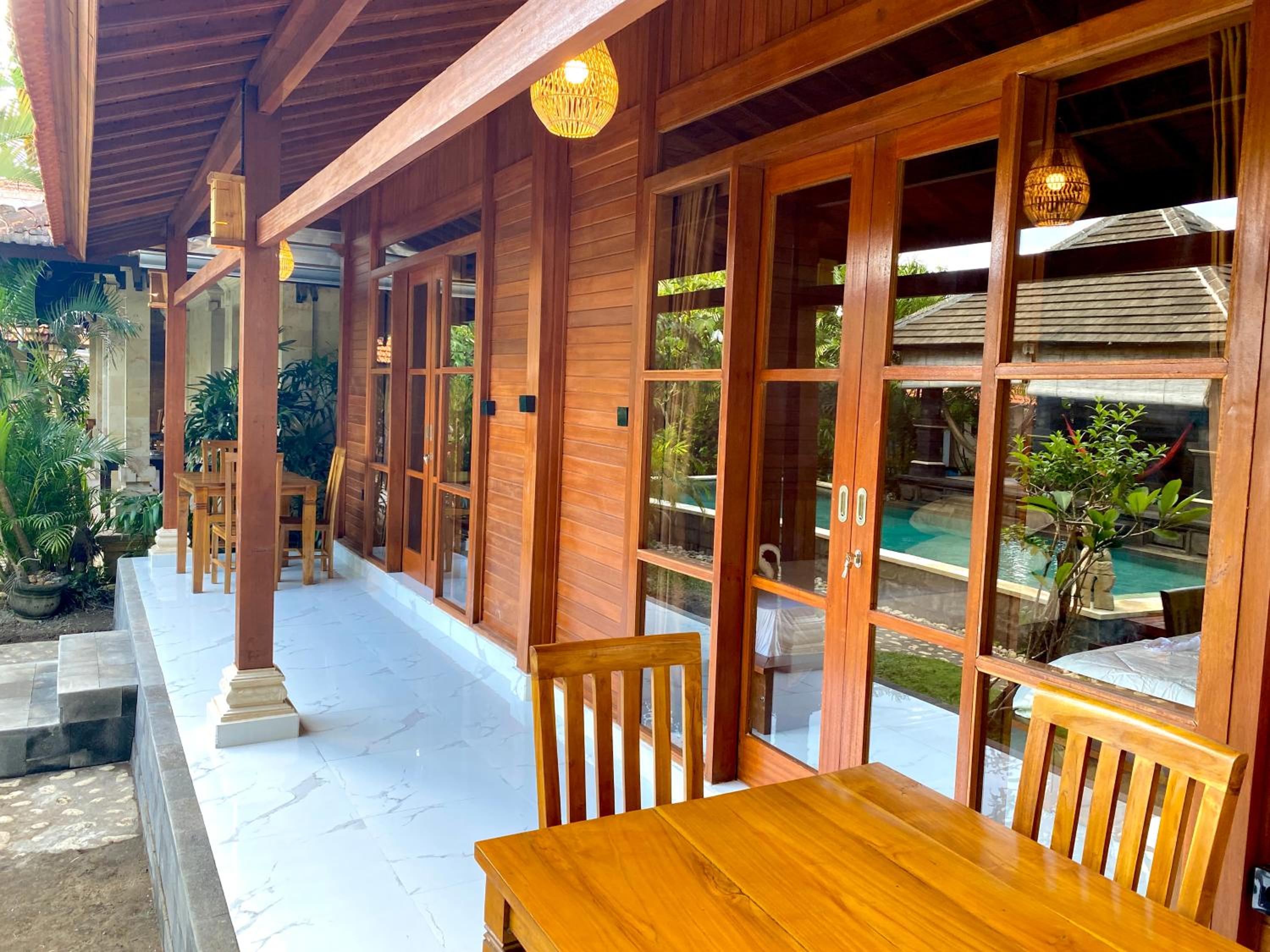 Triple Room with Pool View photo 2