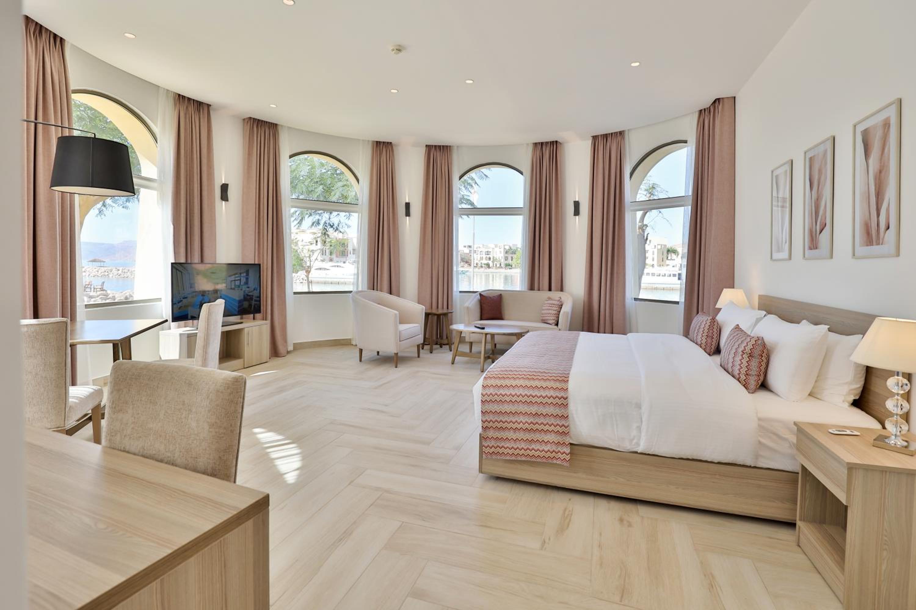 Superior Suite photo 3