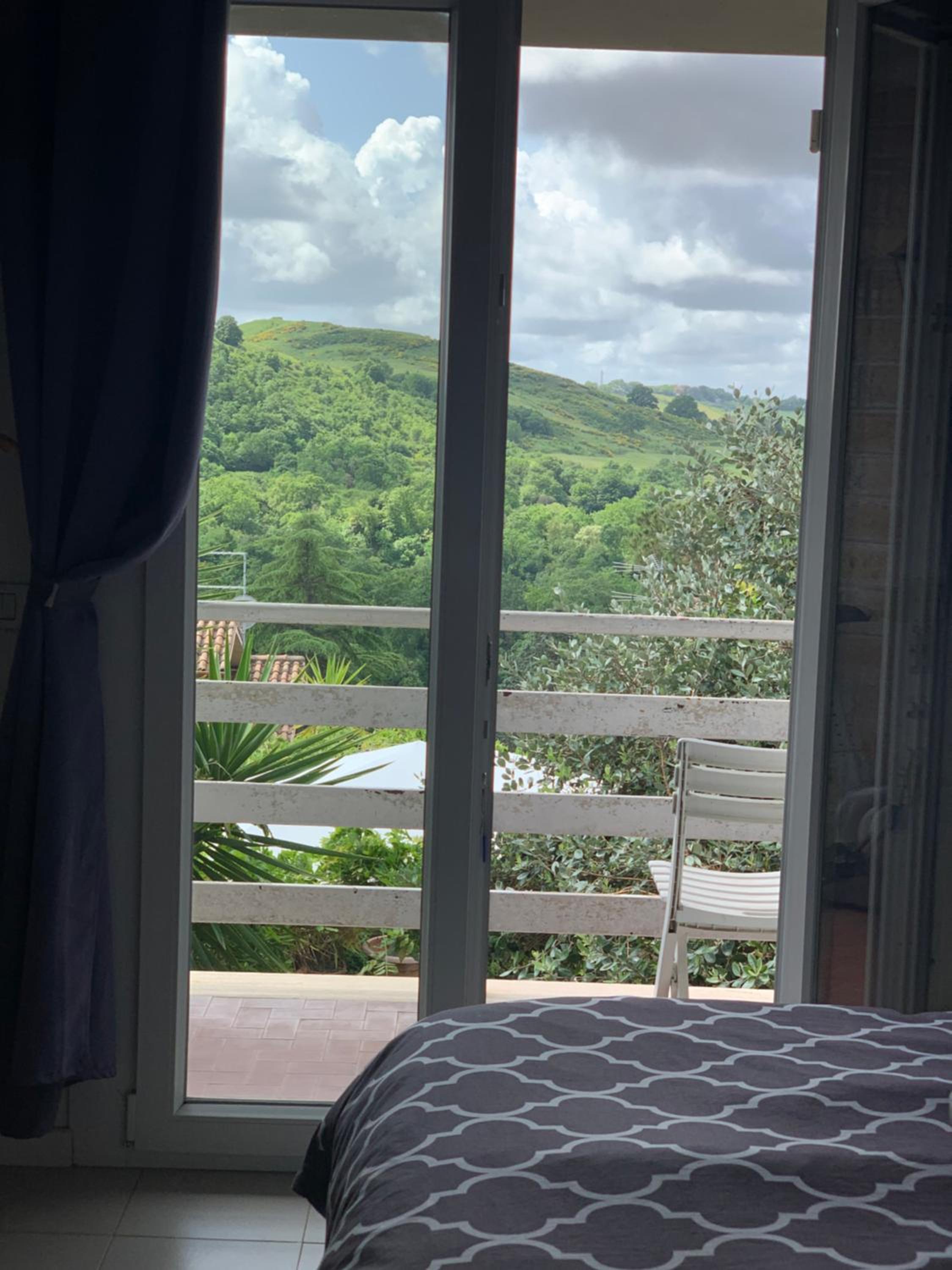 Double Room with Private External Bathroom - Photo 12