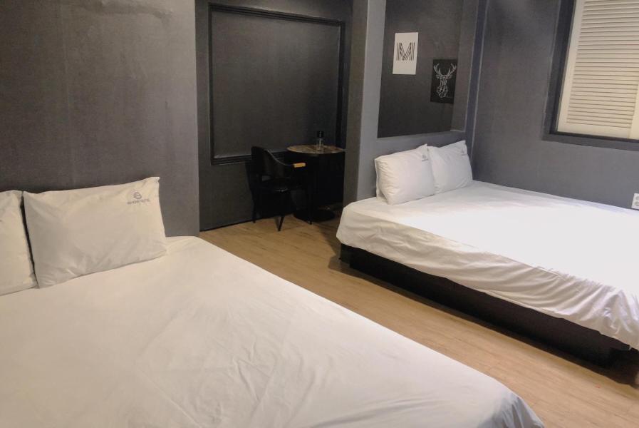 Deluxe Twin Room photo 2