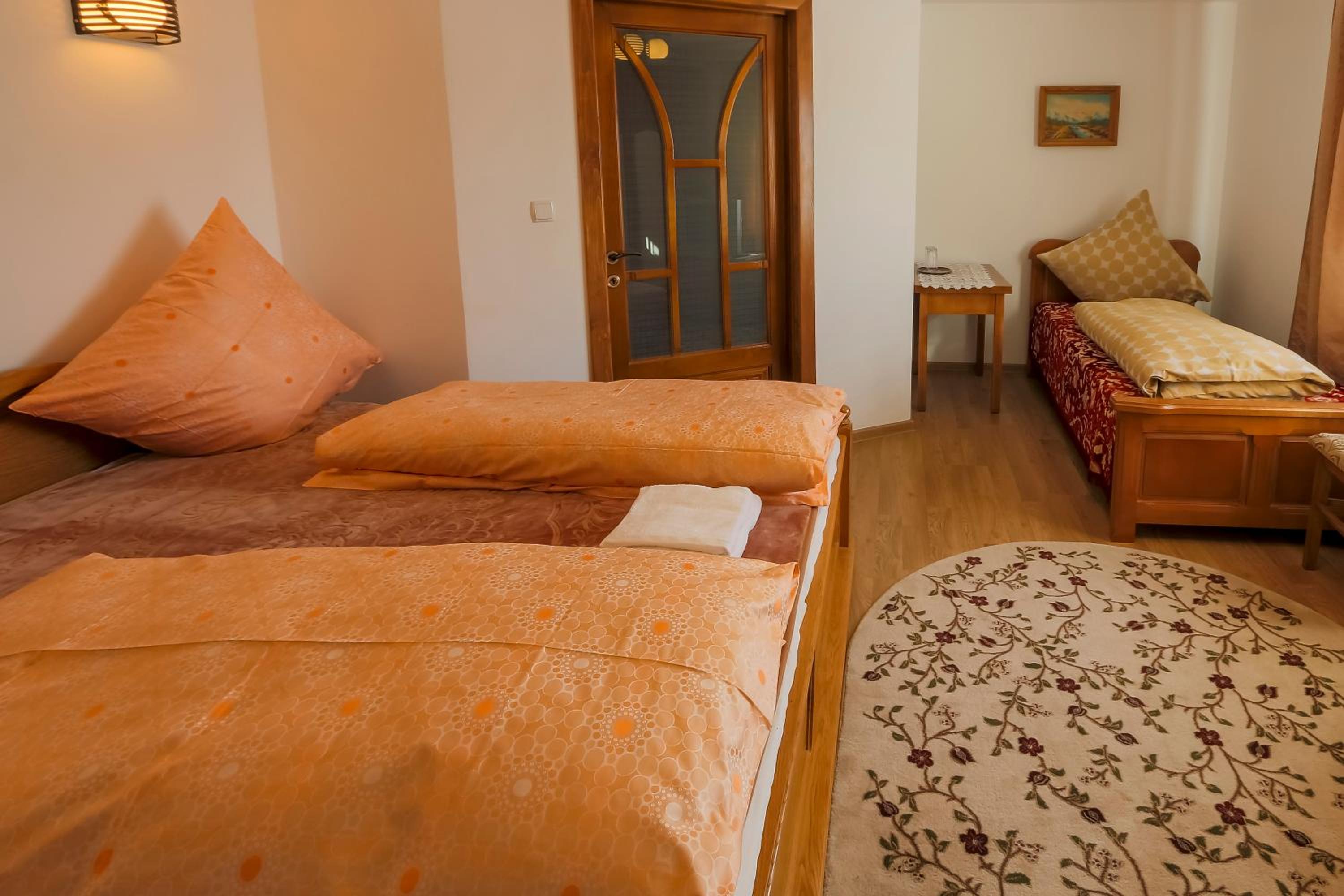 Triple Room with Private Bathroom - Photo 1