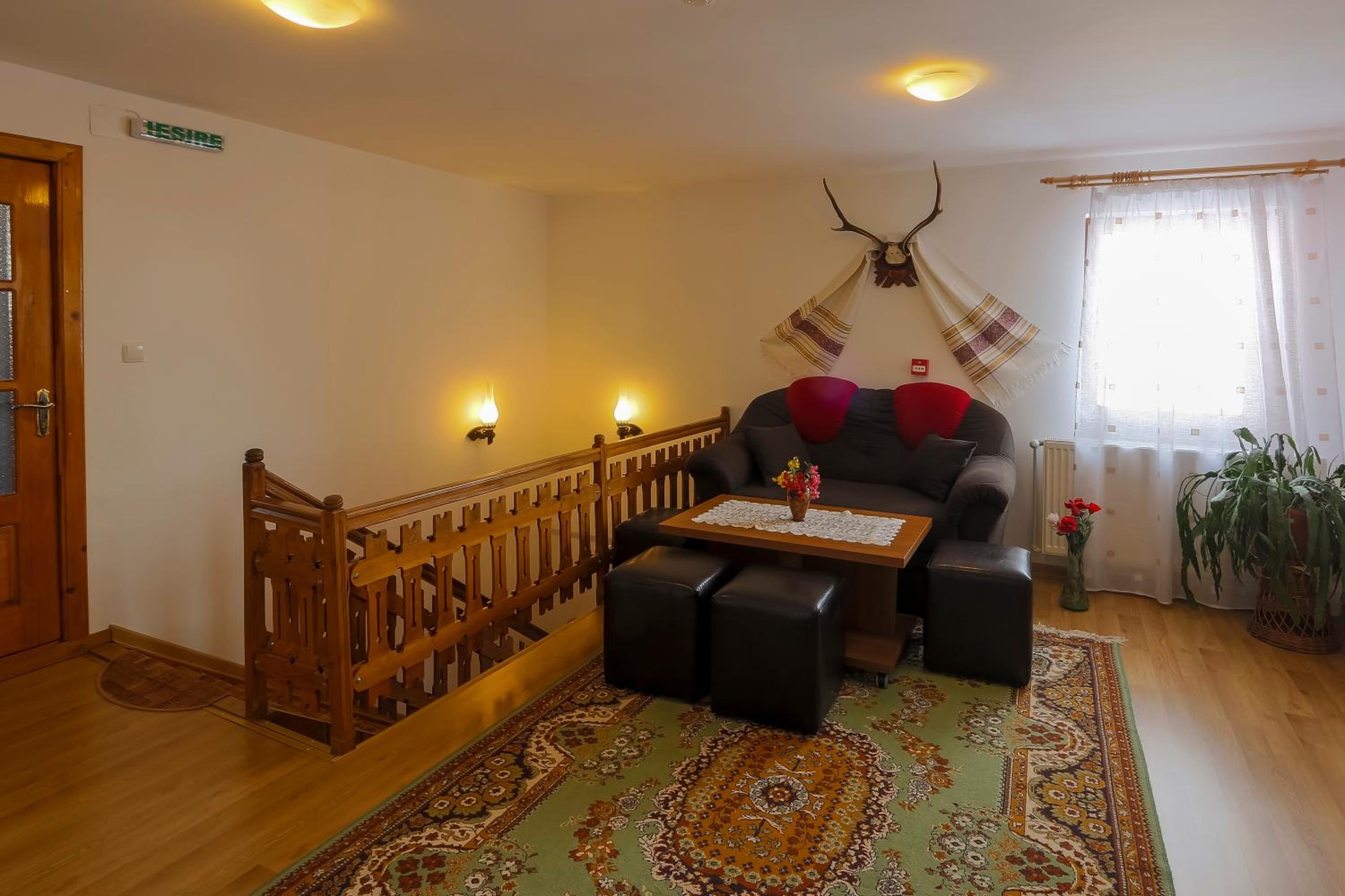 Triple Room with Private Bathroom - Photo 4