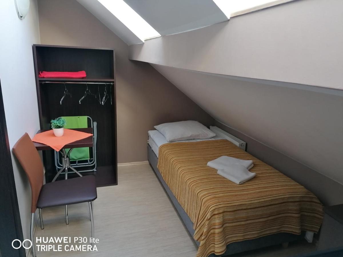 Single Room - Attic photo 2