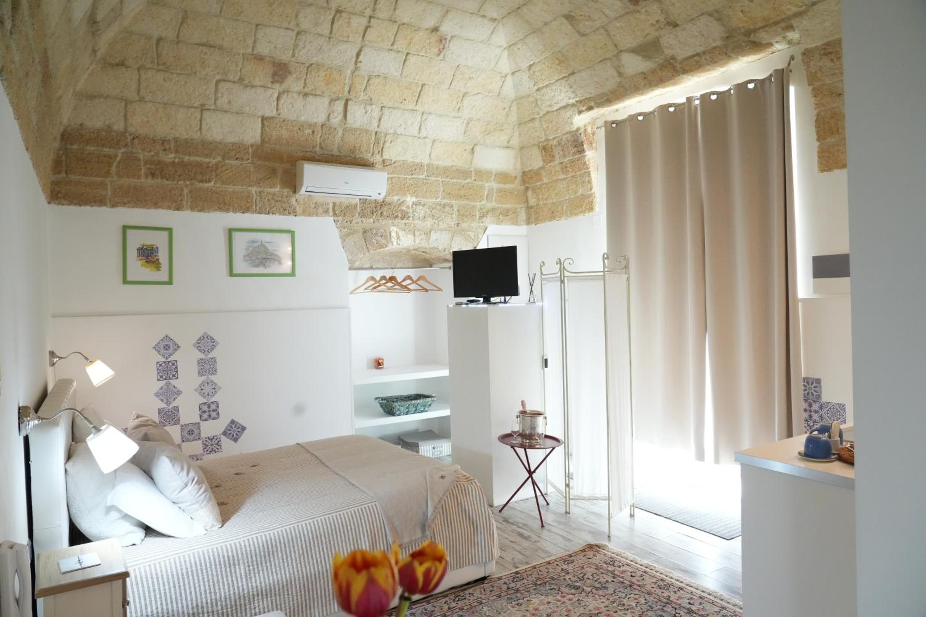 Superior Double Room - Photo 1