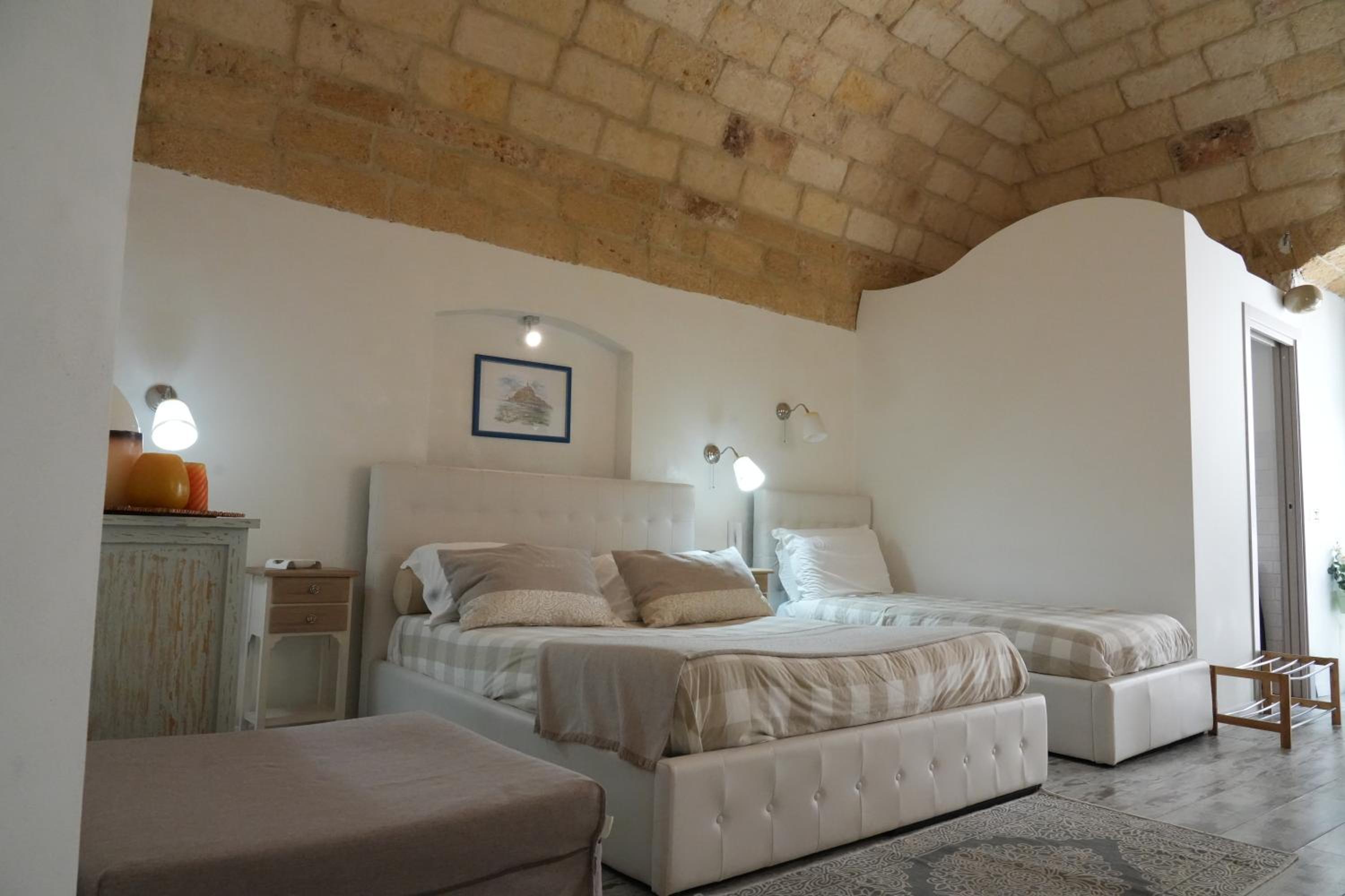 Superior Triple Room - Photo 5