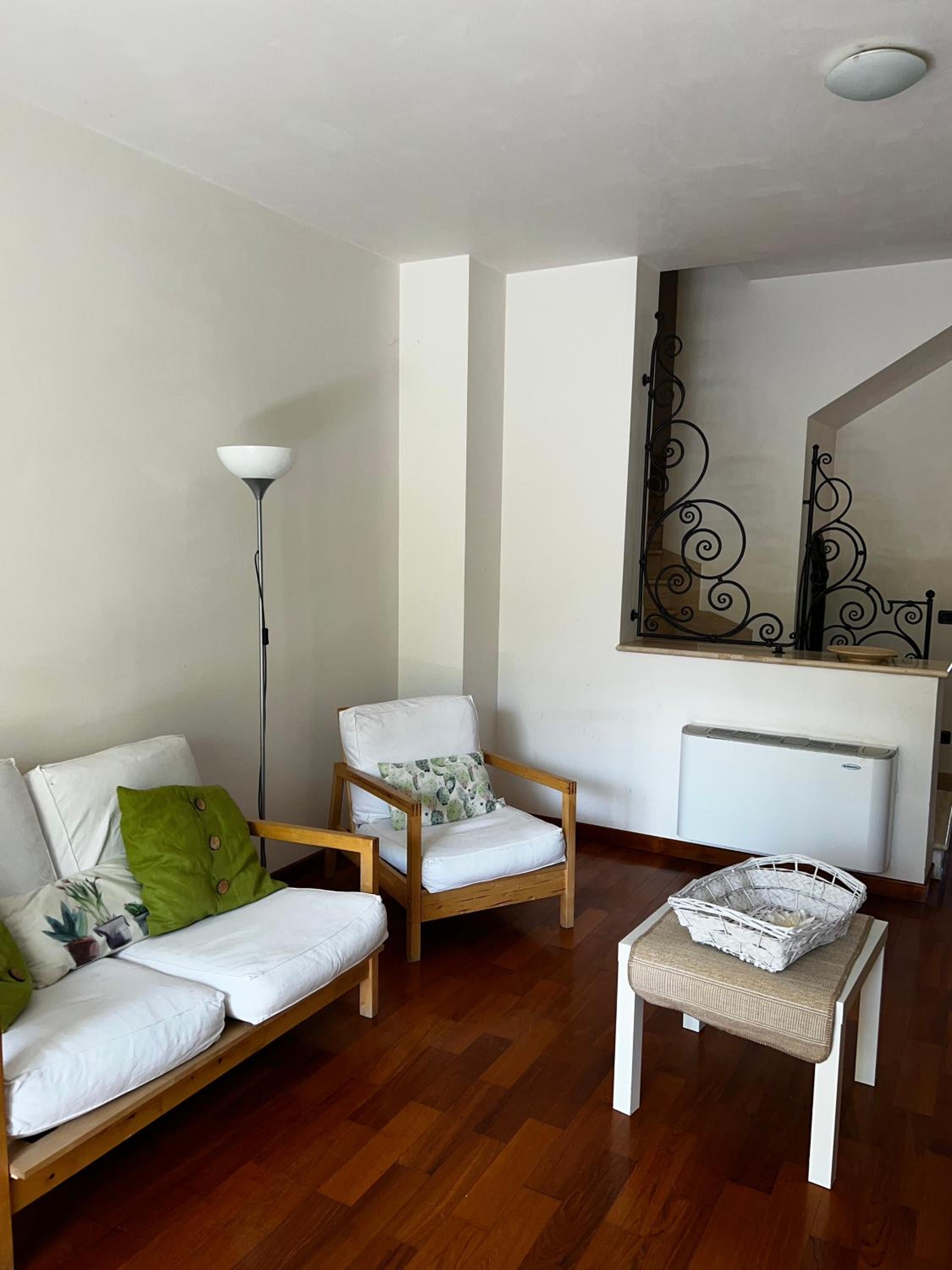 Three-Bedroom Apartment photo 1