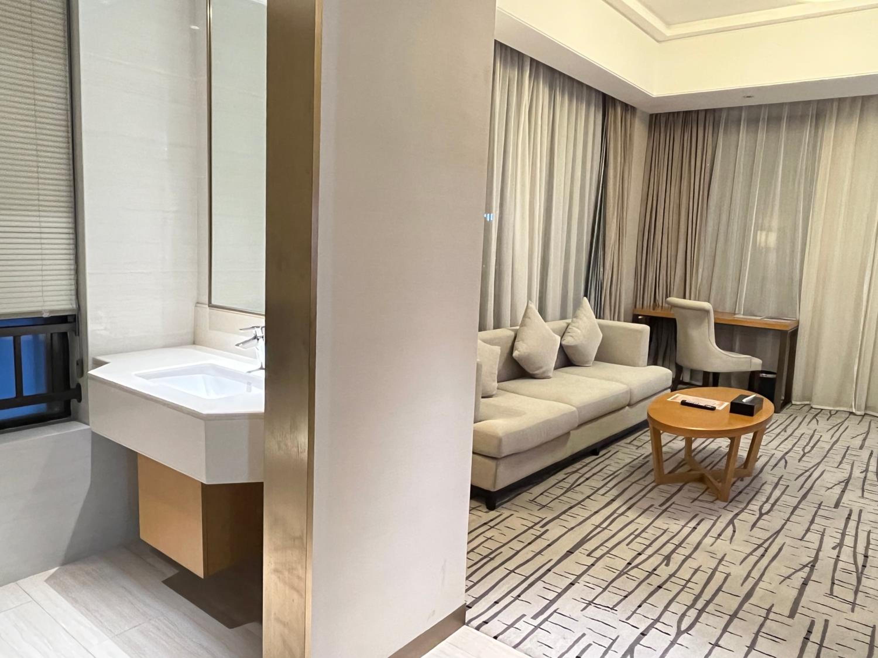 Superior Suite