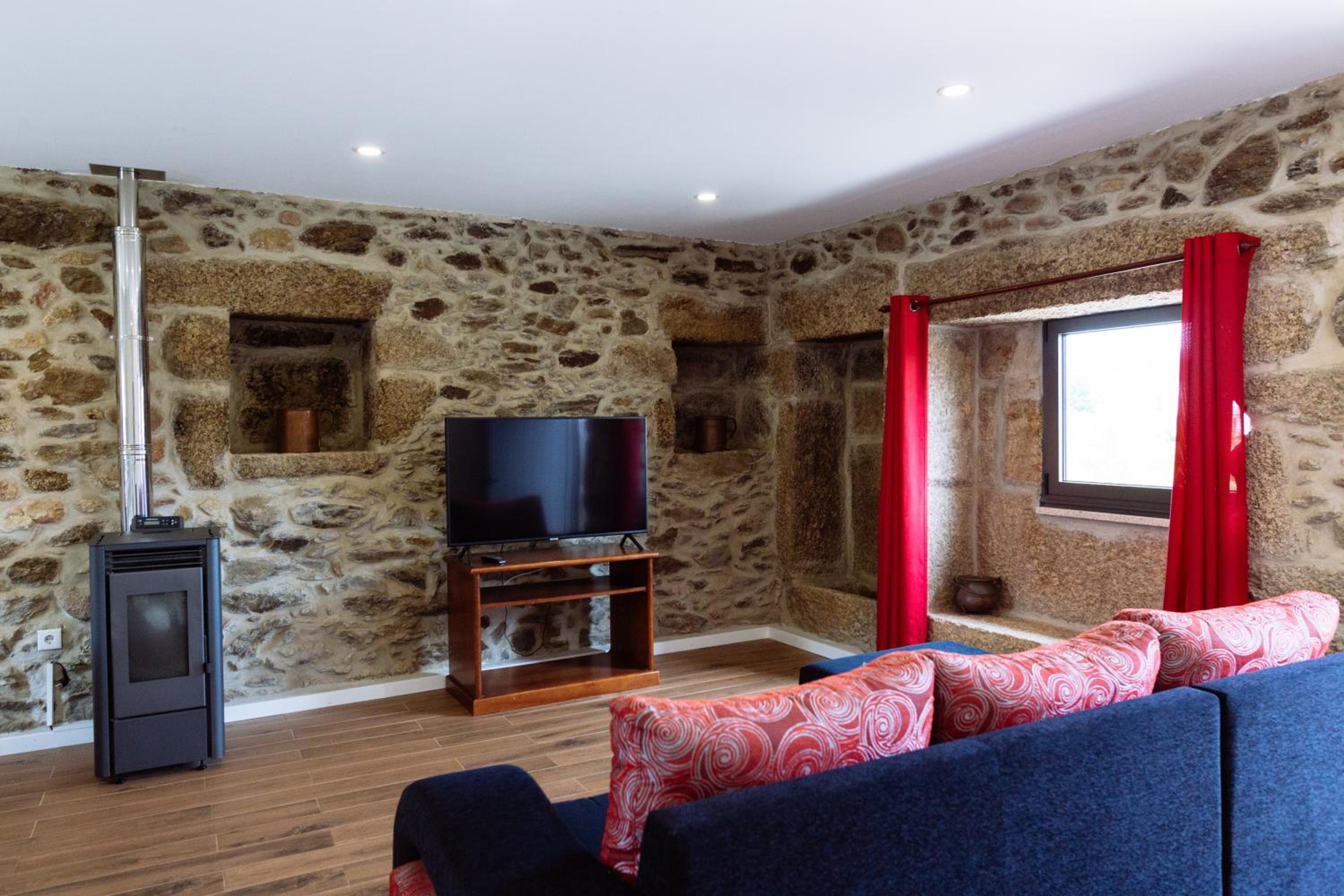 Two-Bedroom House photo 3