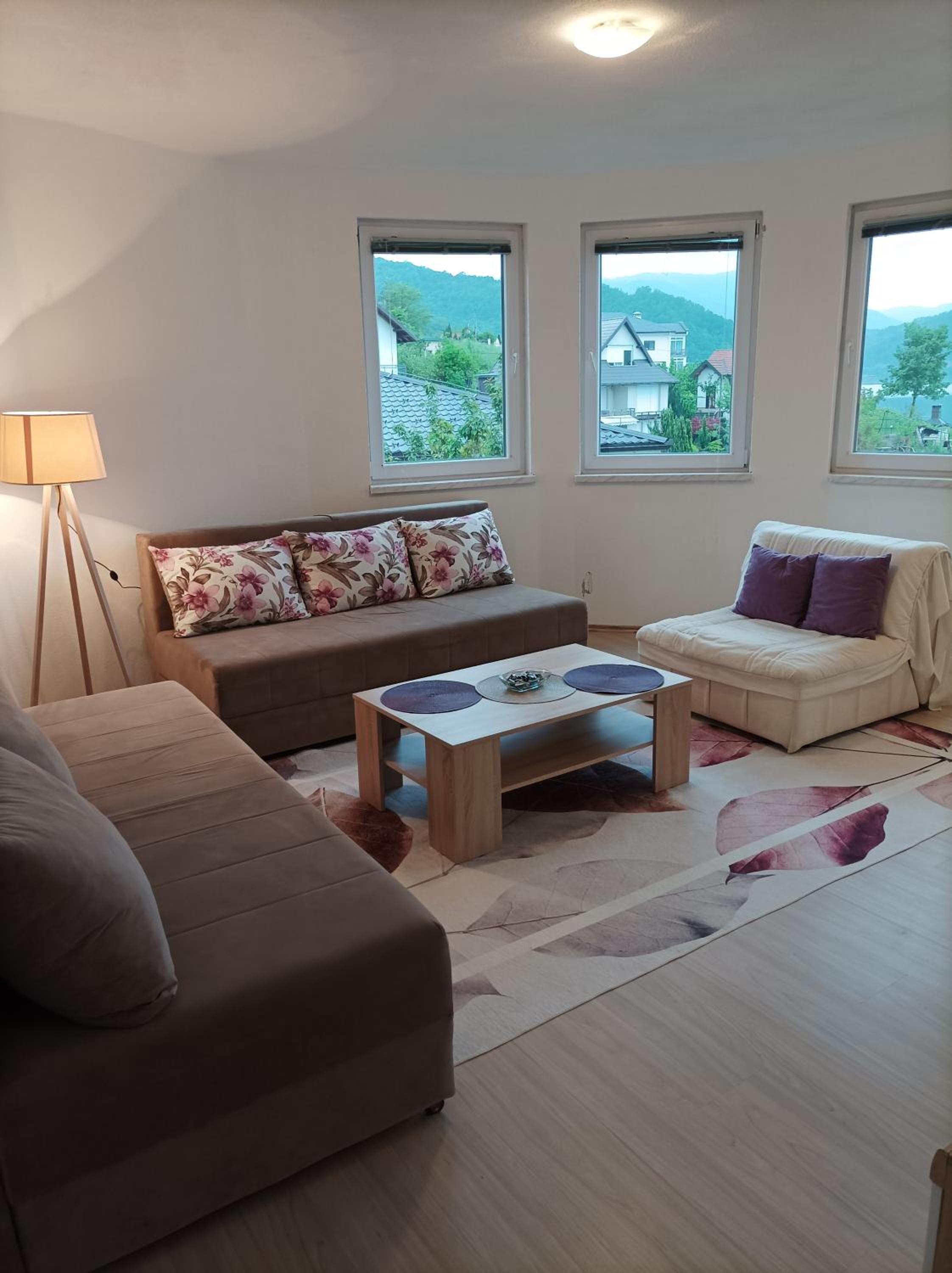Three-Bedroom Apartment photo 1