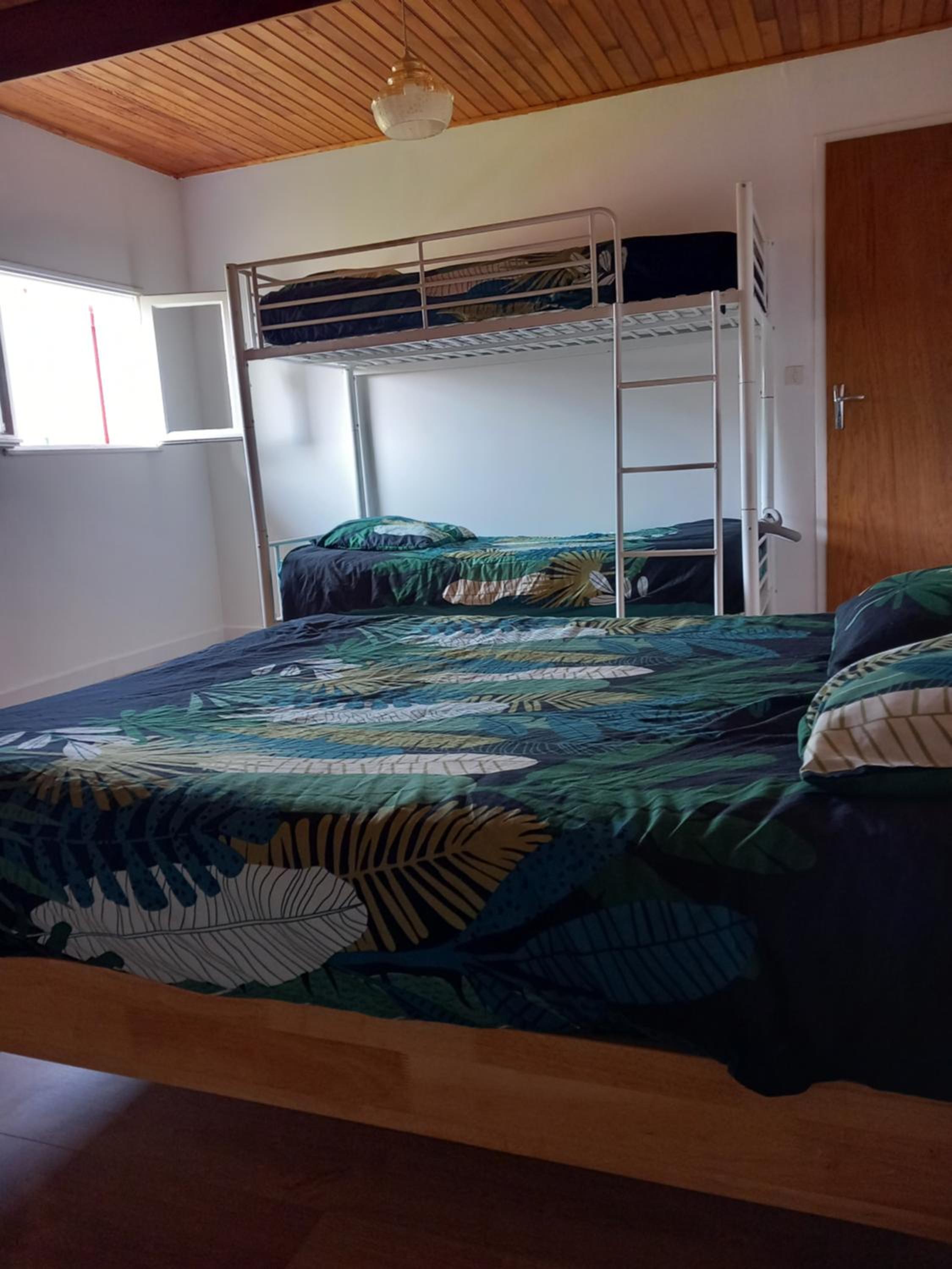Three-Bedroom Apartment - Photo 16